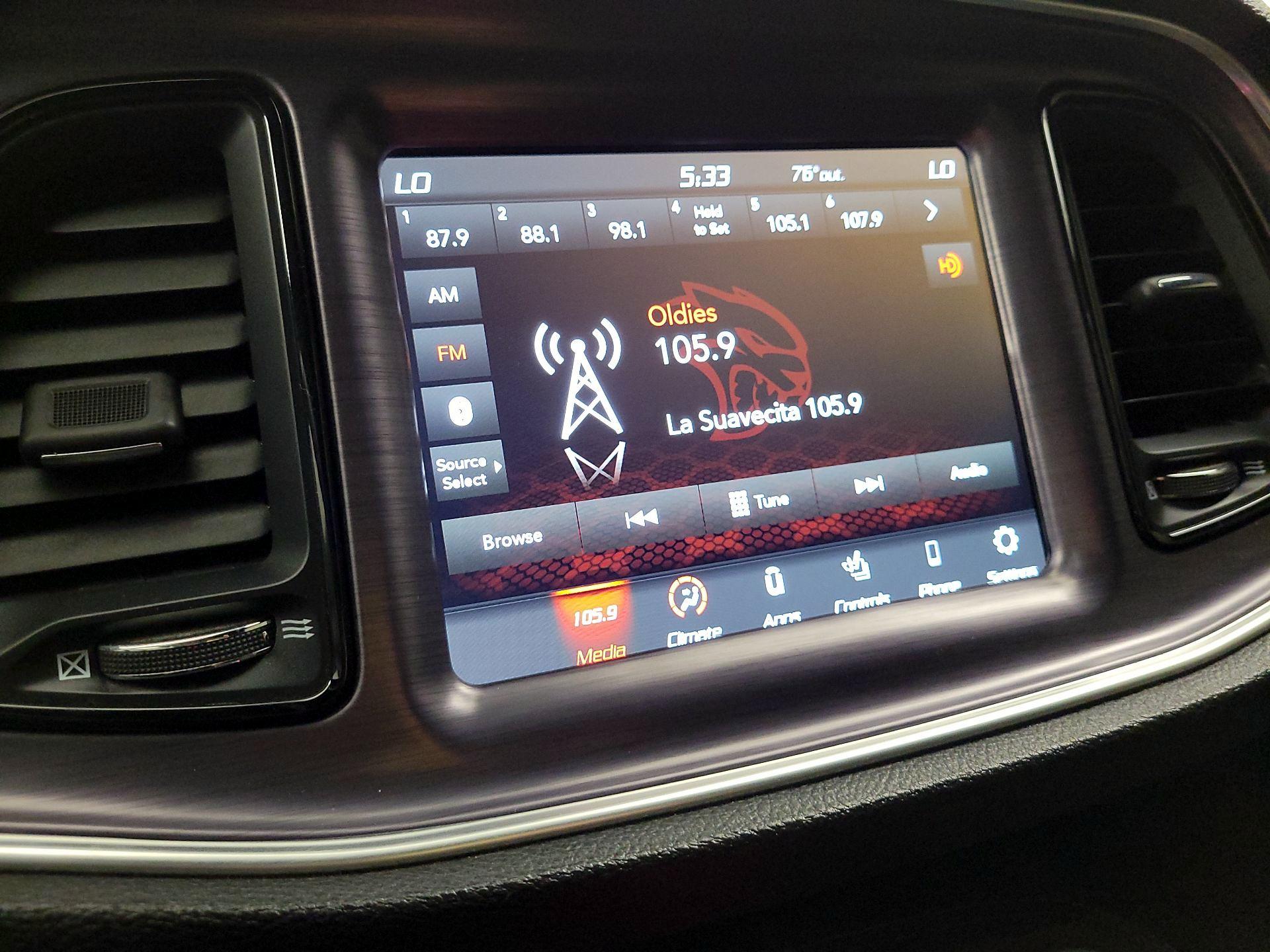 Thumbnail: 2018 Dodge Challenger - 13