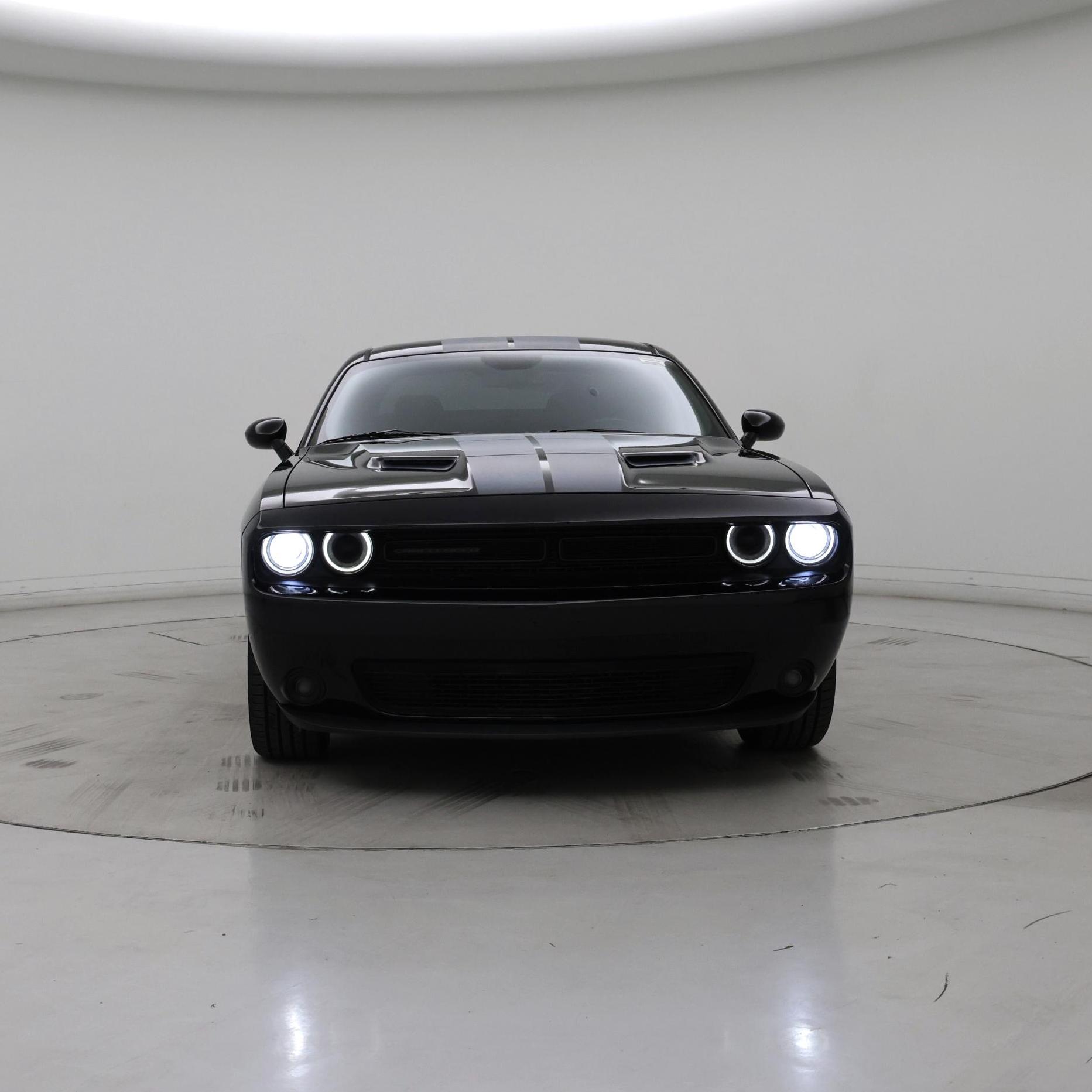 Thumbnail: 2018 Dodge Challenger - 5