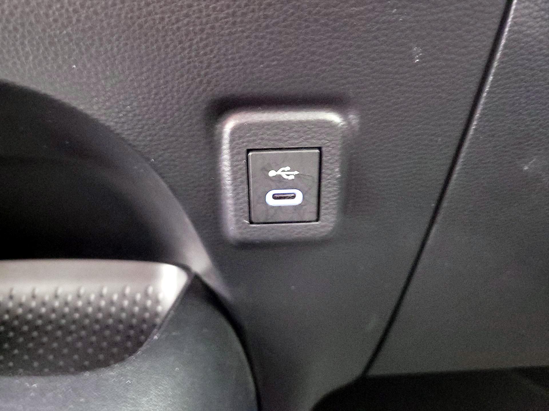 Thumbnail: 2023 Toyota Corolla - 18