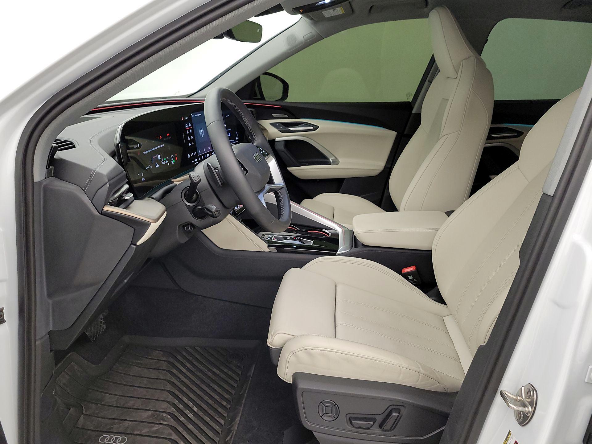 Thumbnail: 2025 Audi Q5 - 11