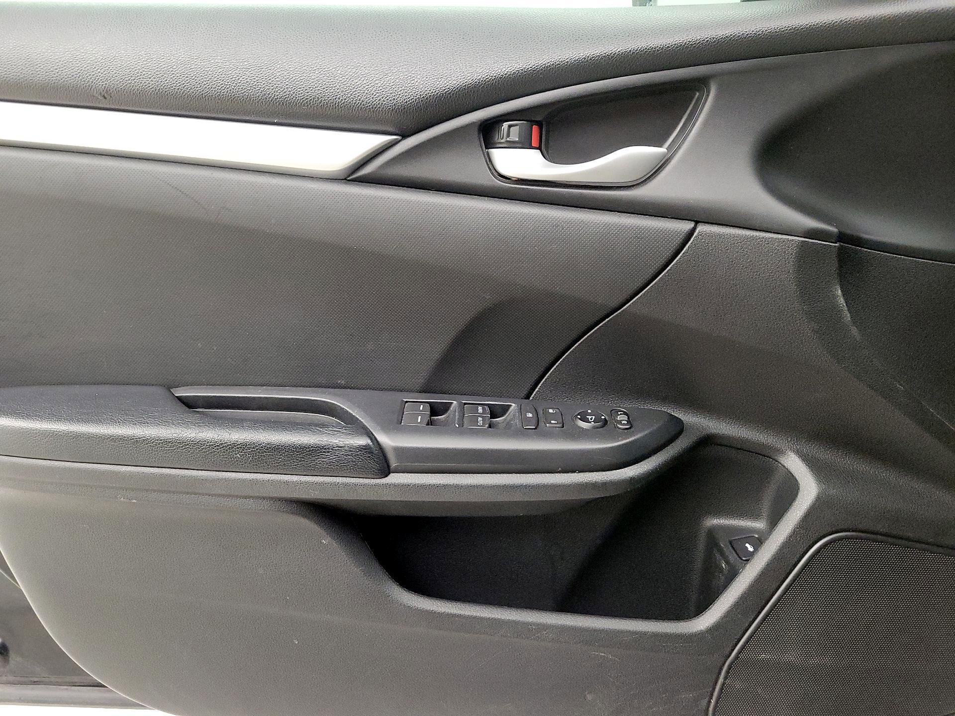 Thumbnail: 2019 Honda Civic - 12