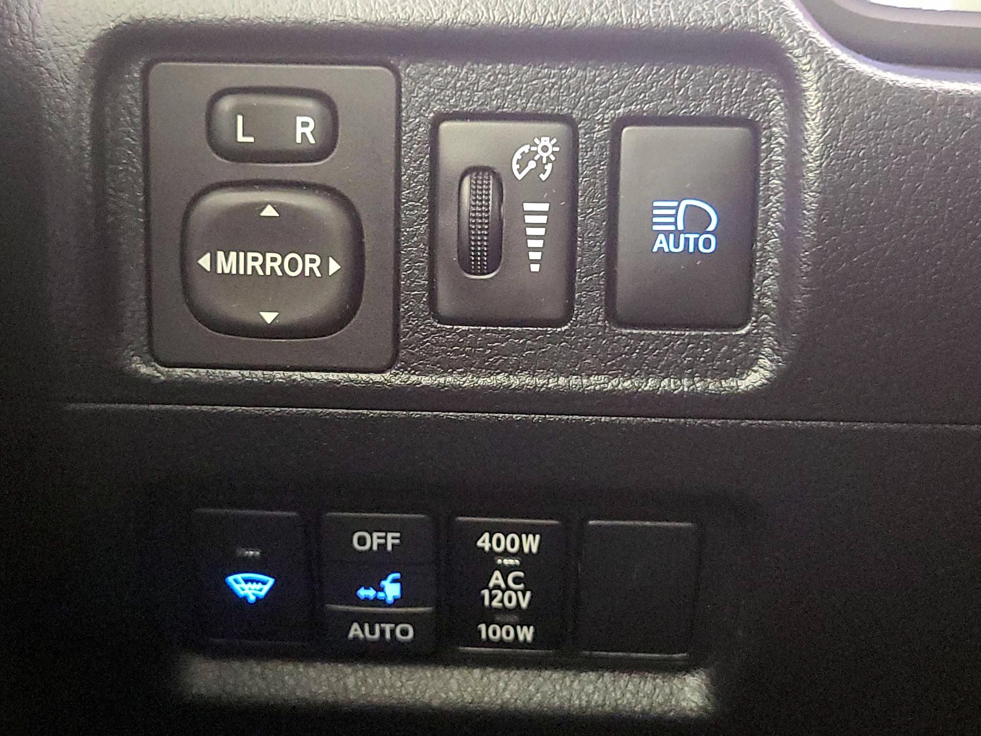 Thumbnail: 2020 Toyota 4Runner - 13