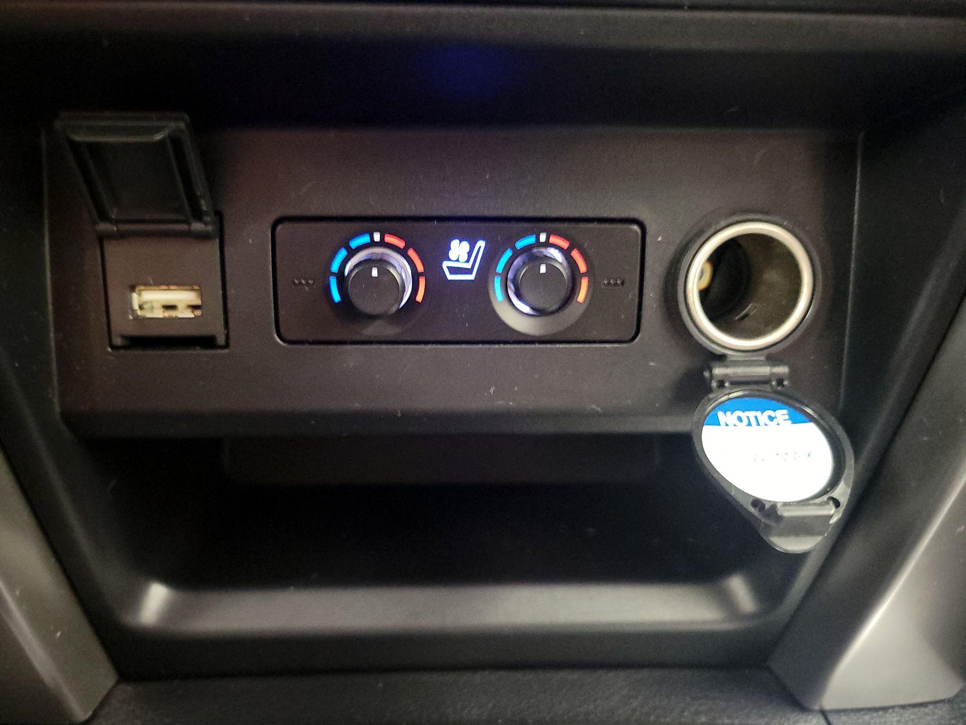 Thumbnail: 2020 Toyota 4Runner - 19