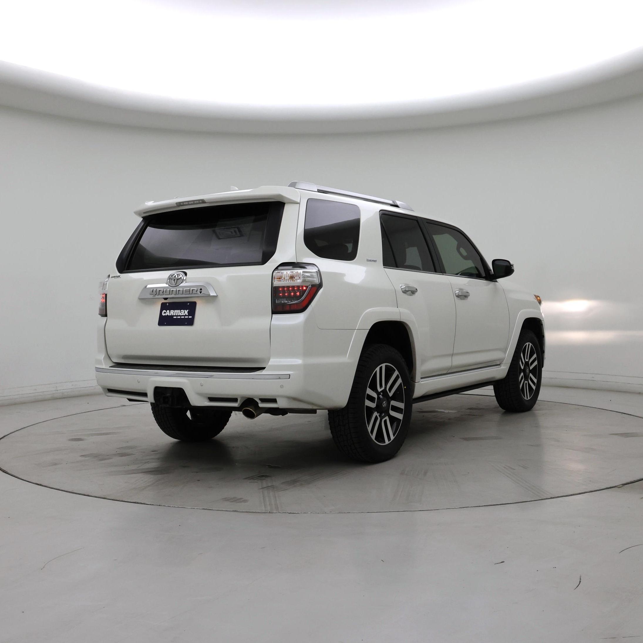 Thumbnail: 2020 Toyota 4Runner - 8