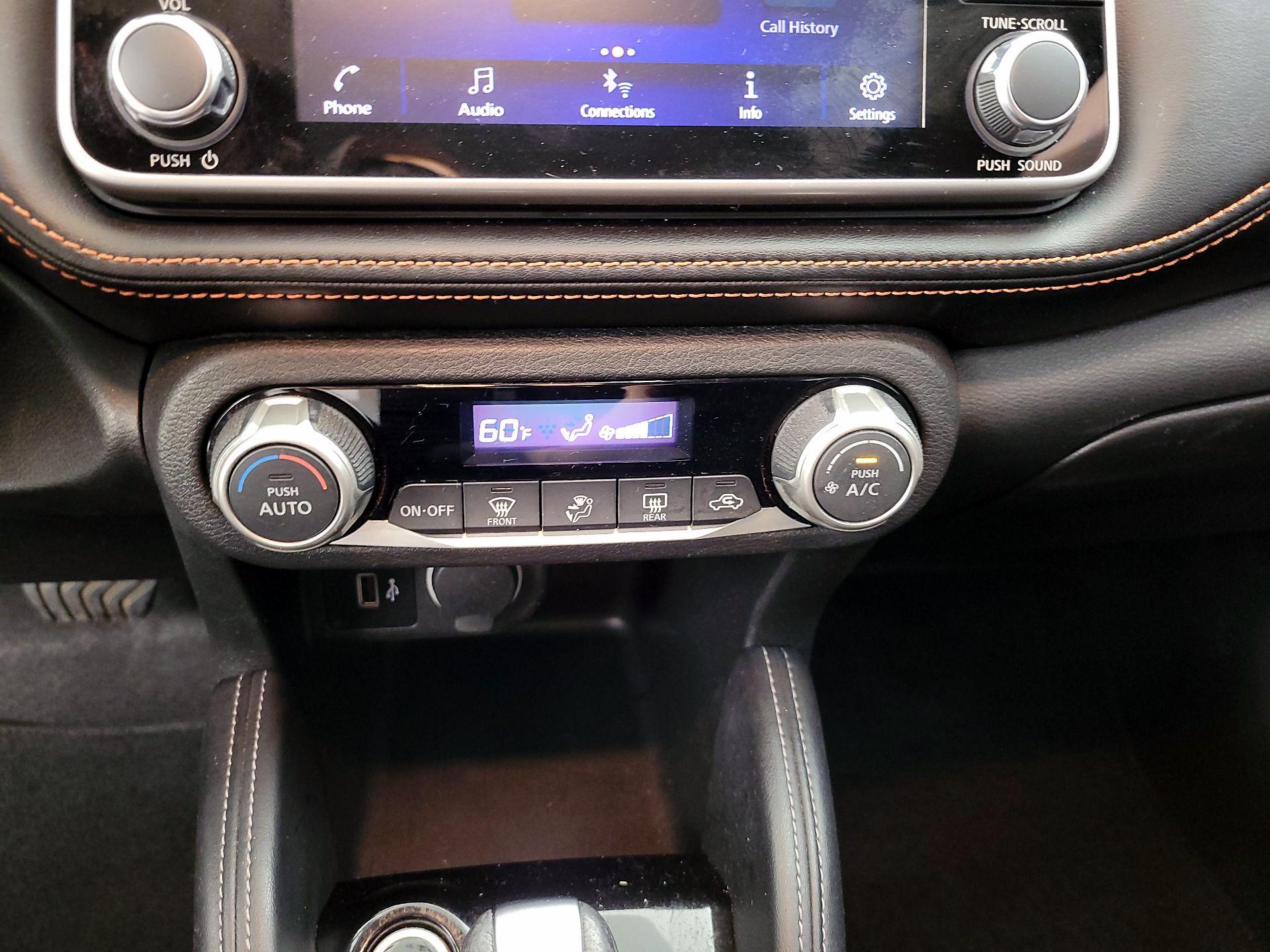 Thumbnail: 2019 Nissan Kicks - 15