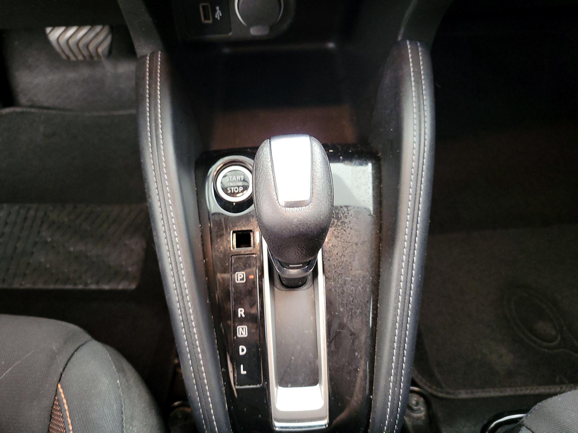 Thumbnail: 2019 Nissan Kicks - 16