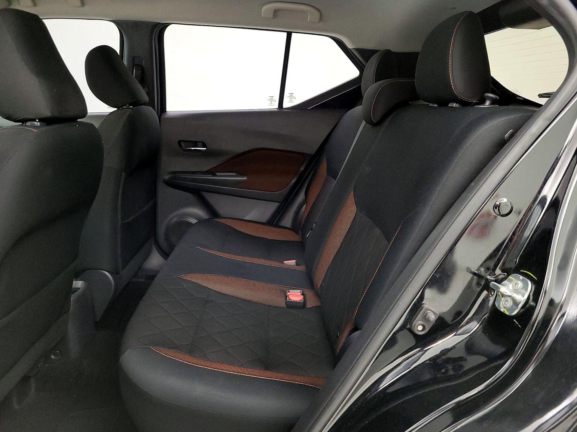 Thumbnail: 2019 Nissan Kicks - 18