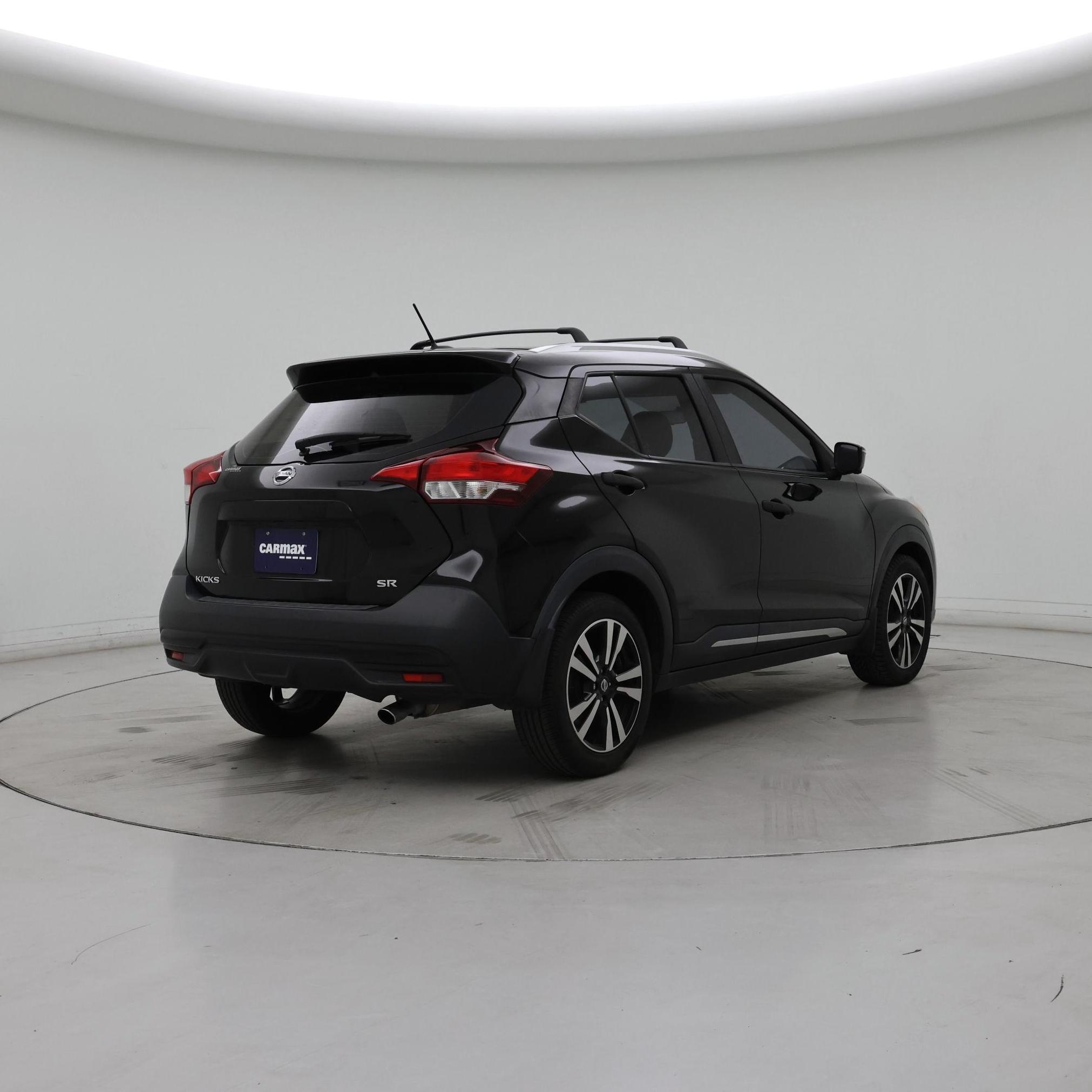 Thumbnail: 2019 Nissan Kicks - 8
