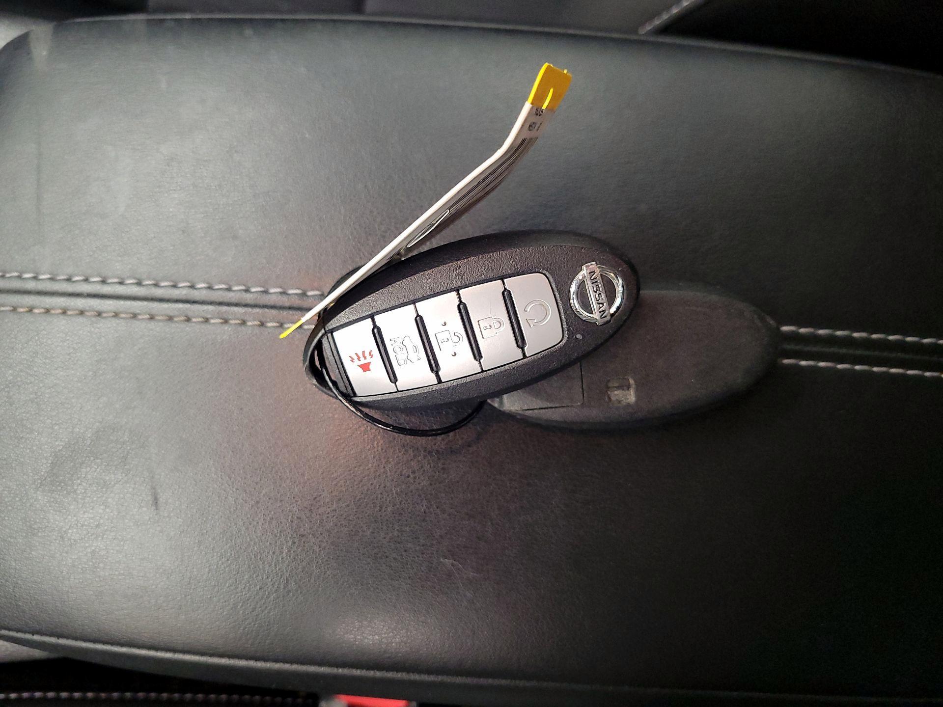 Thumbnail: 2022 Nissan Sentra - 16