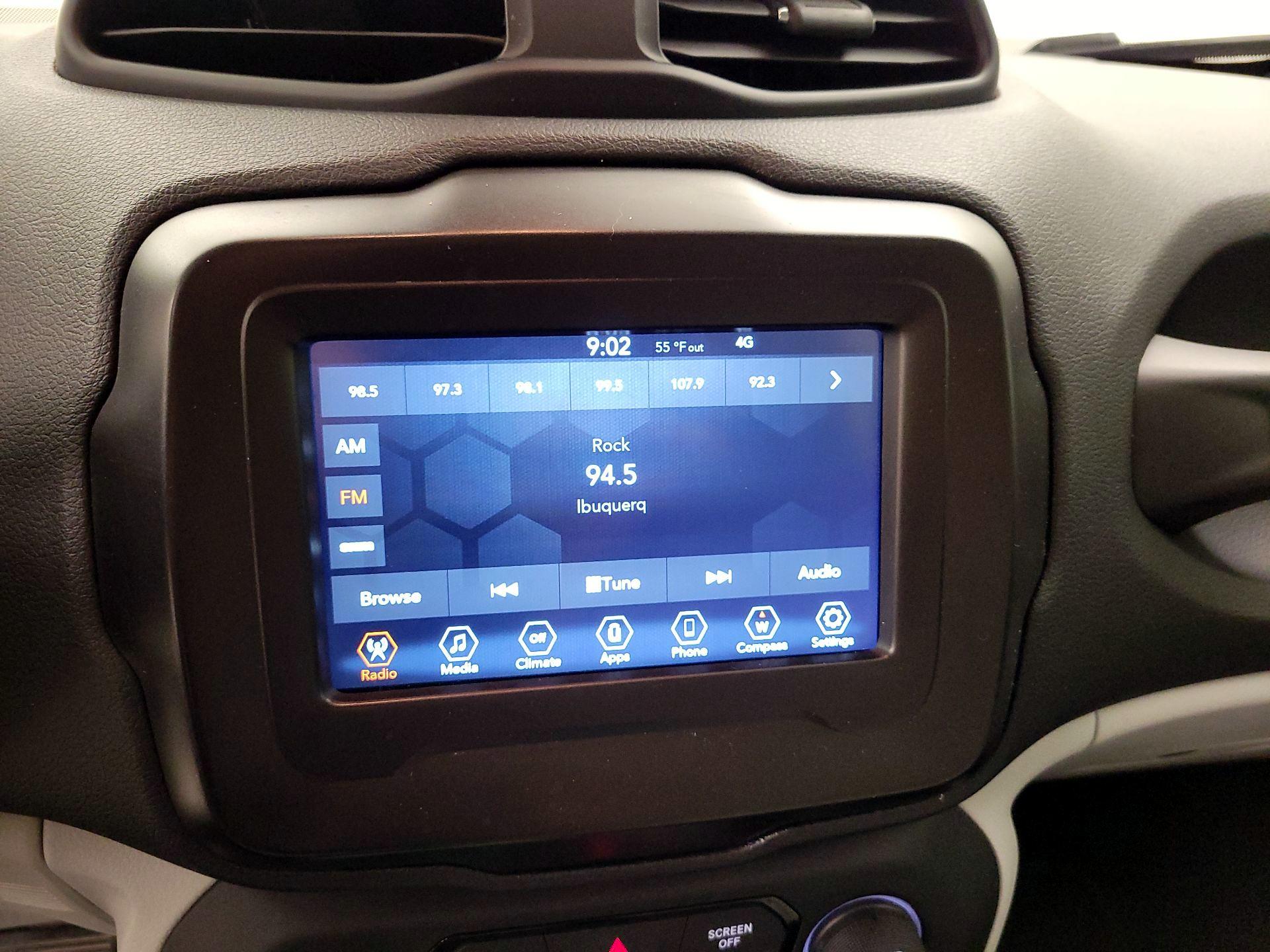 Thumbnail: 2021 Jeep Renegade - 15