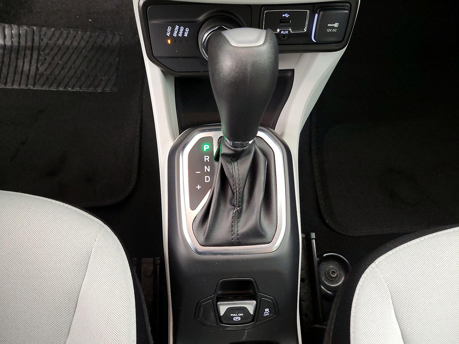 Thumbnail: 2021 Jeep Renegade - 17