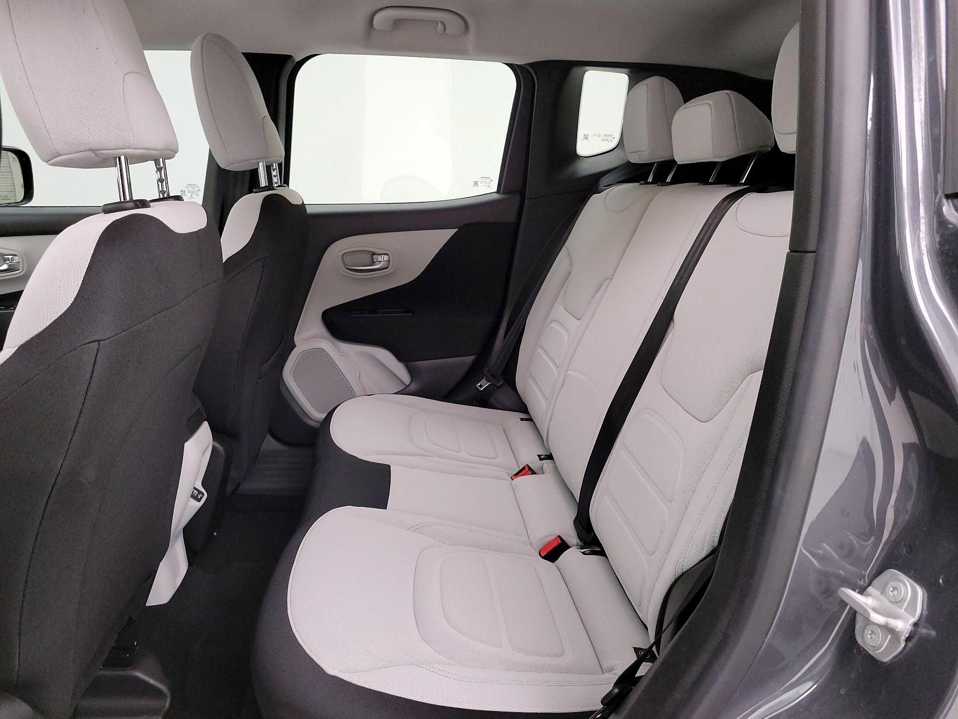 Thumbnail: 2021 Jeep Renegade - 19