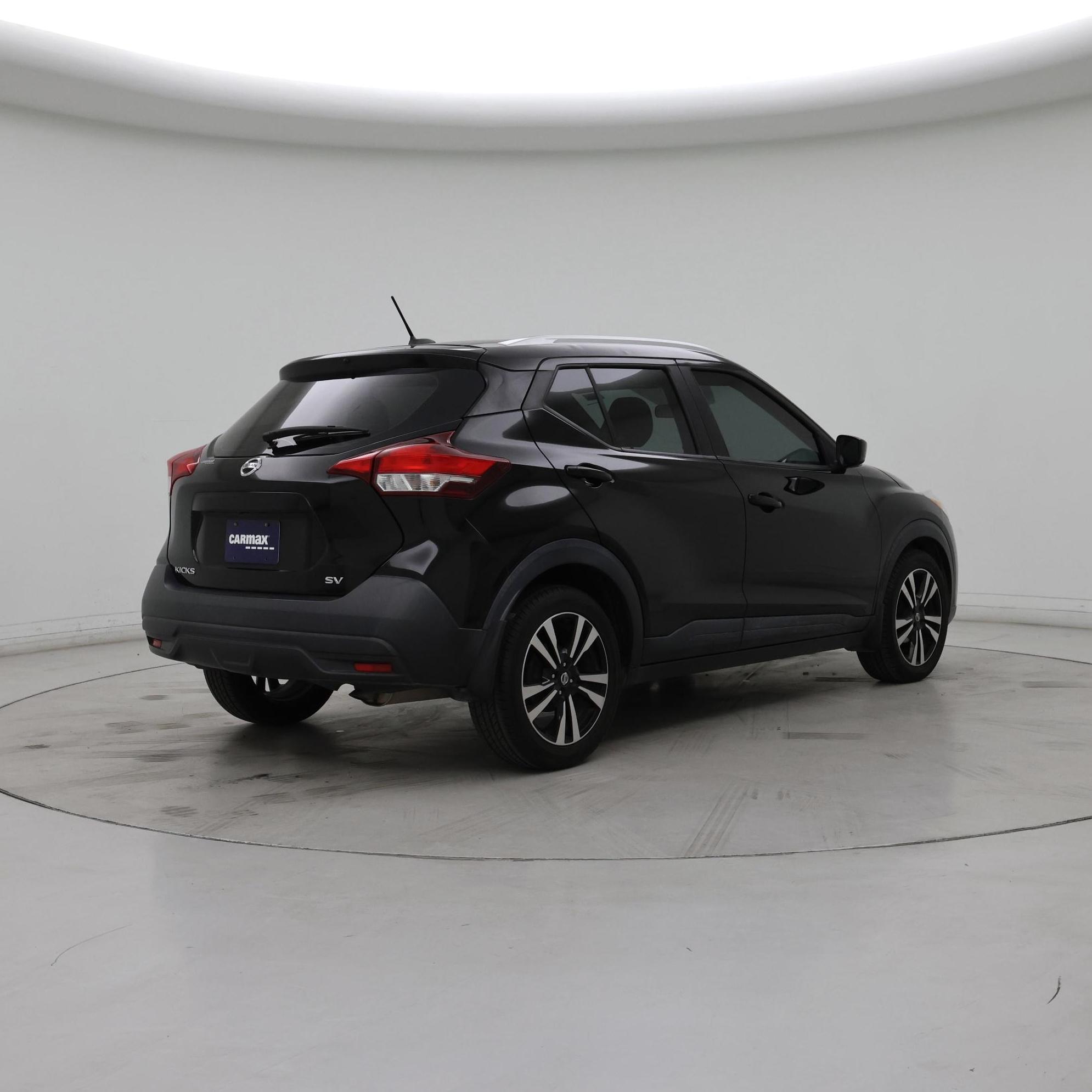 Thumbnail: 2019 Nissan Kicks - 8