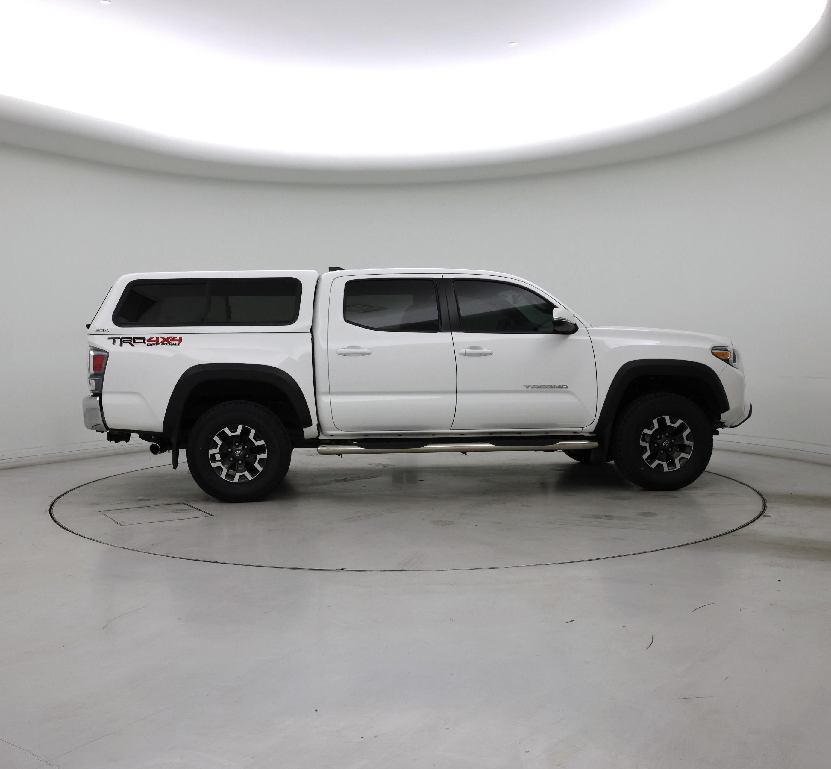 Thumbnail: 2020 Toyota Tacoma - 7