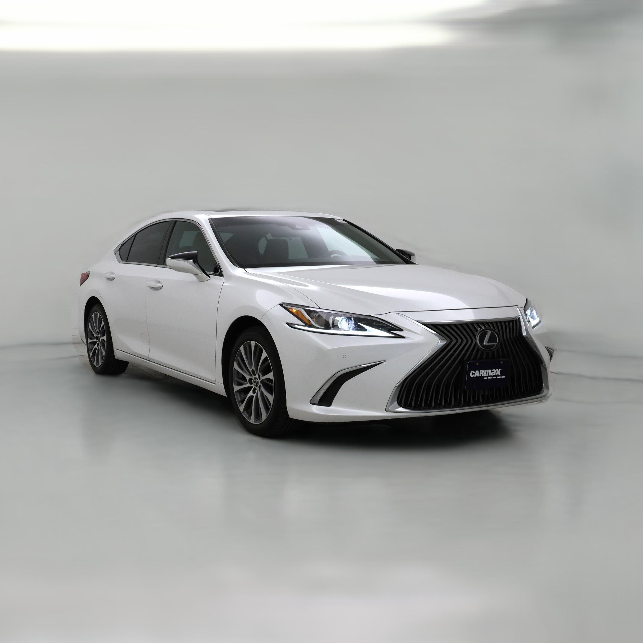 Thumbnail: 2020 Lexus ES - 1