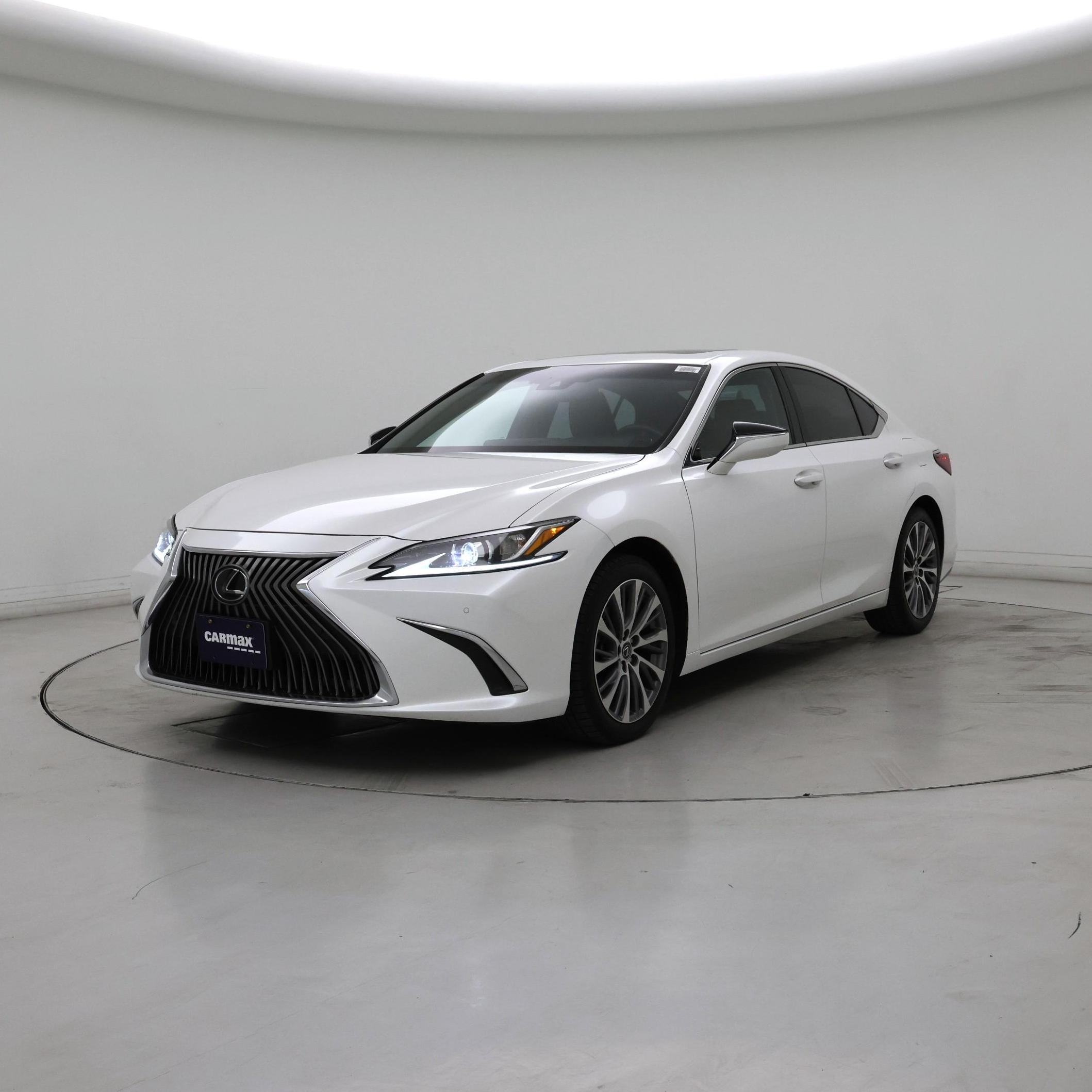 Thumbnail: 2020 Lexus ES - 4