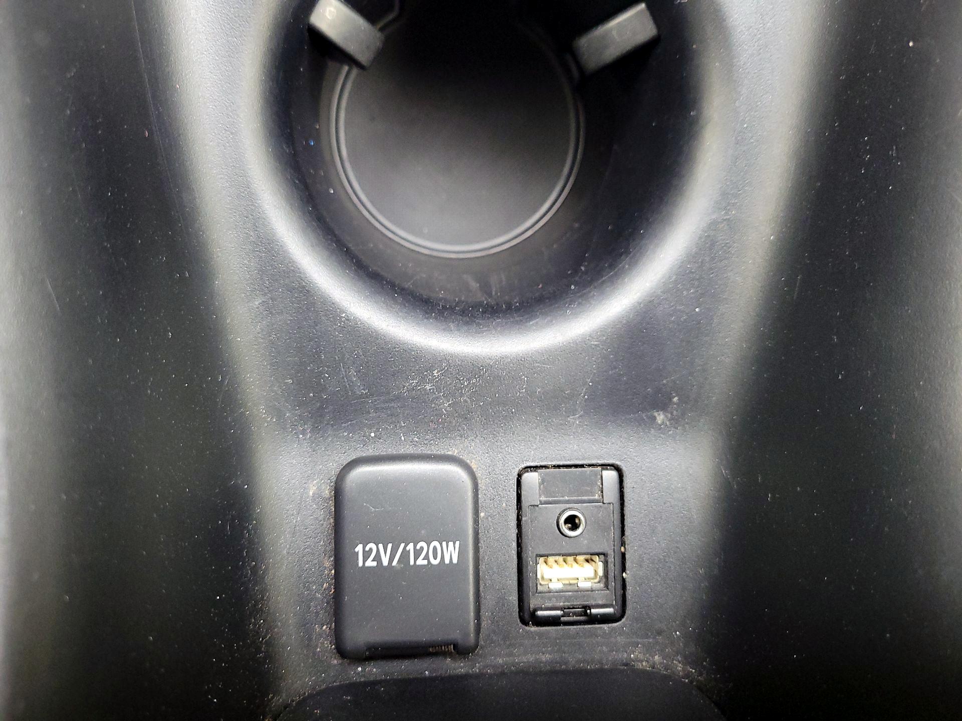 Thumbnail: 2017 Toyota Prius - 18