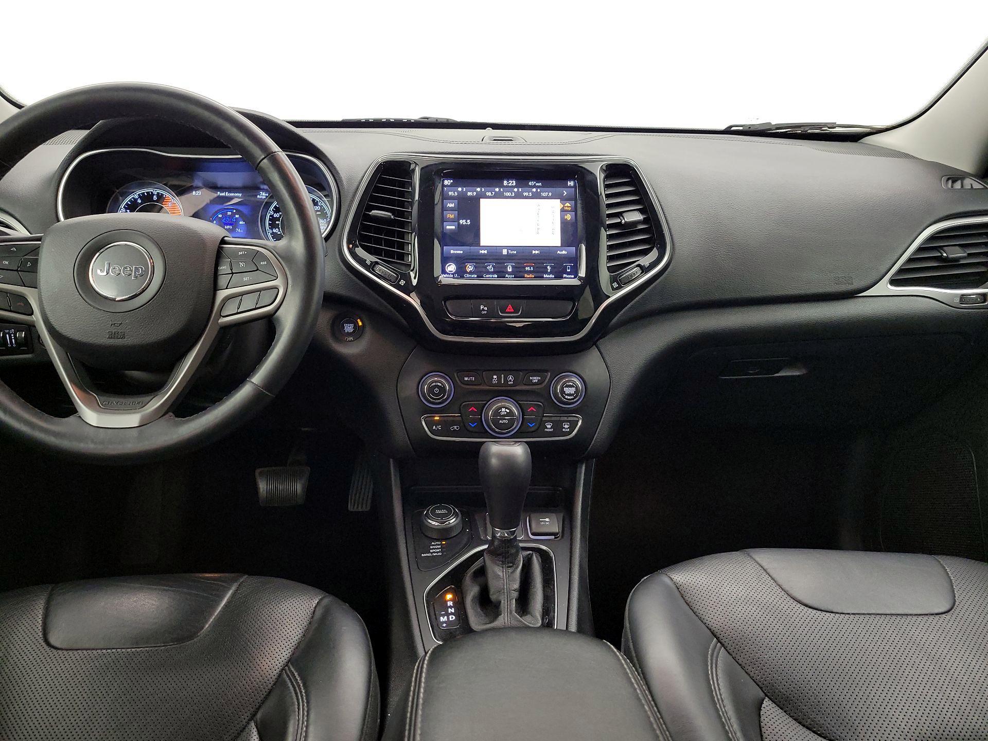 Thumbnail: 2019 Jeep Cherokee - 9