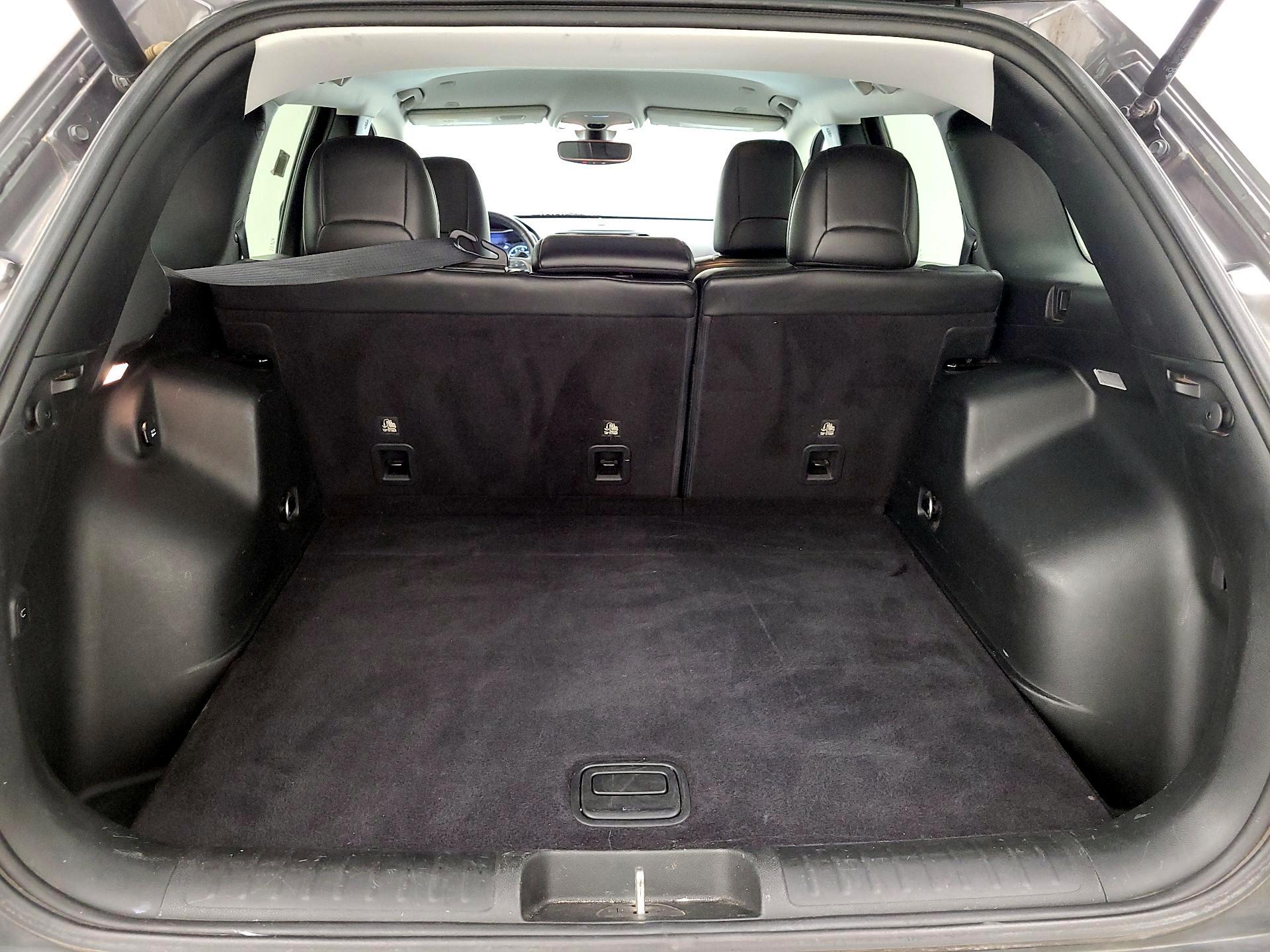 Thumbnail: 2019 Jeep Cherokee - 20