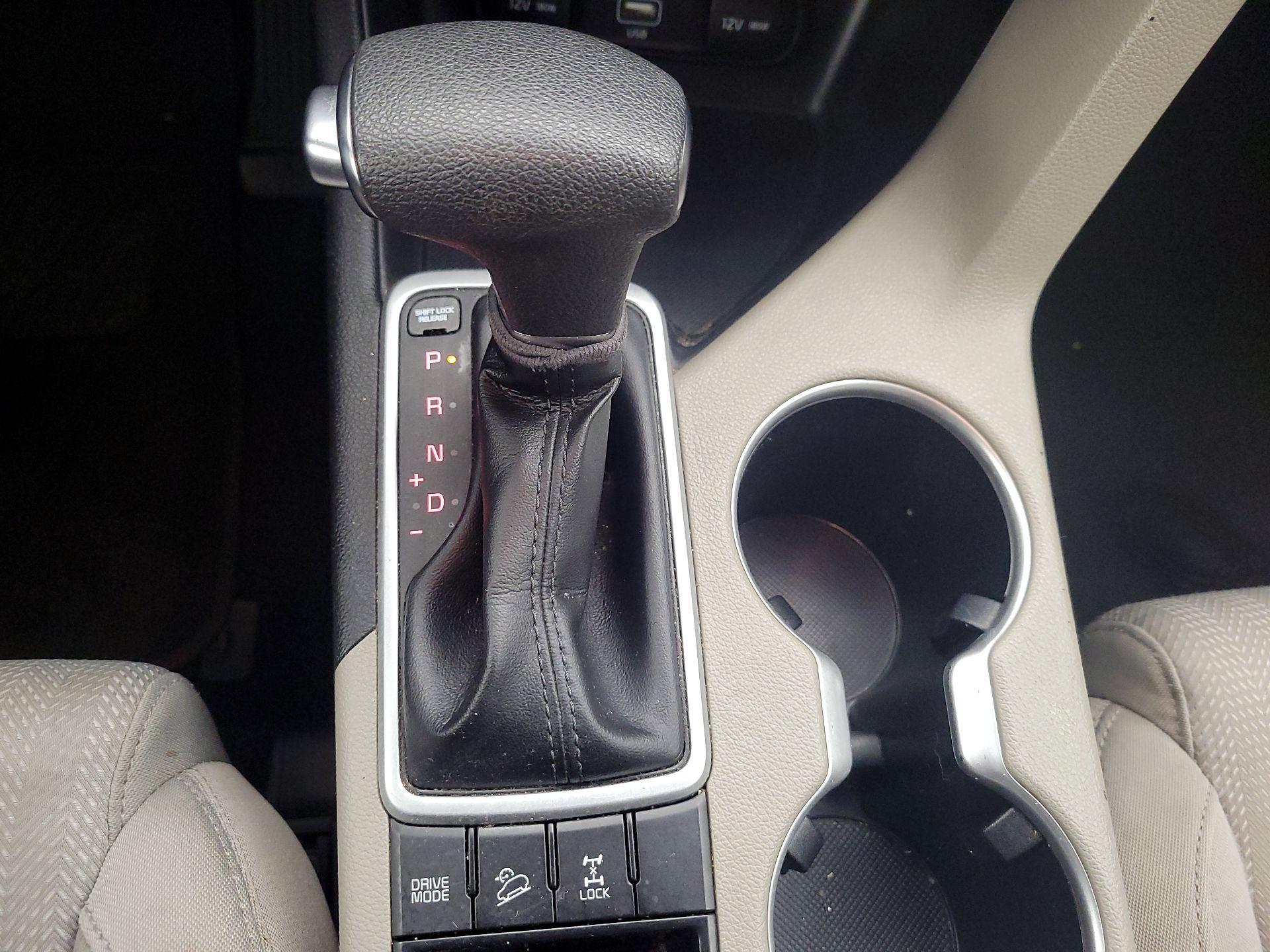 Thumbnail: 2022 Kia Sportage - 17