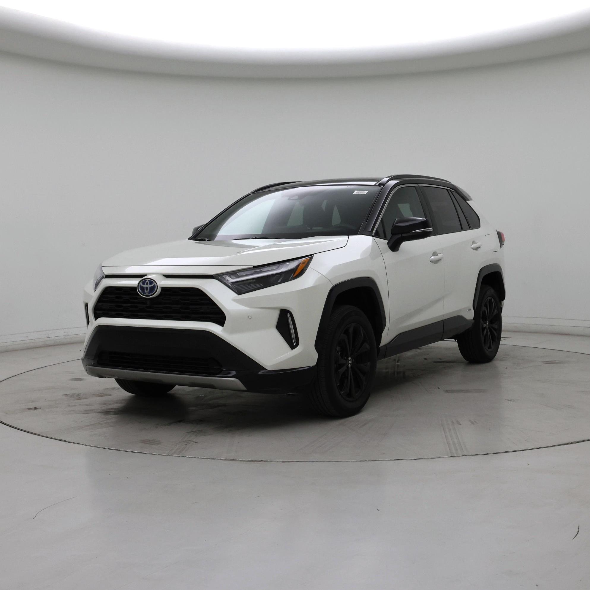 Thumbnail: 2022 Toyota RAV4 - 4