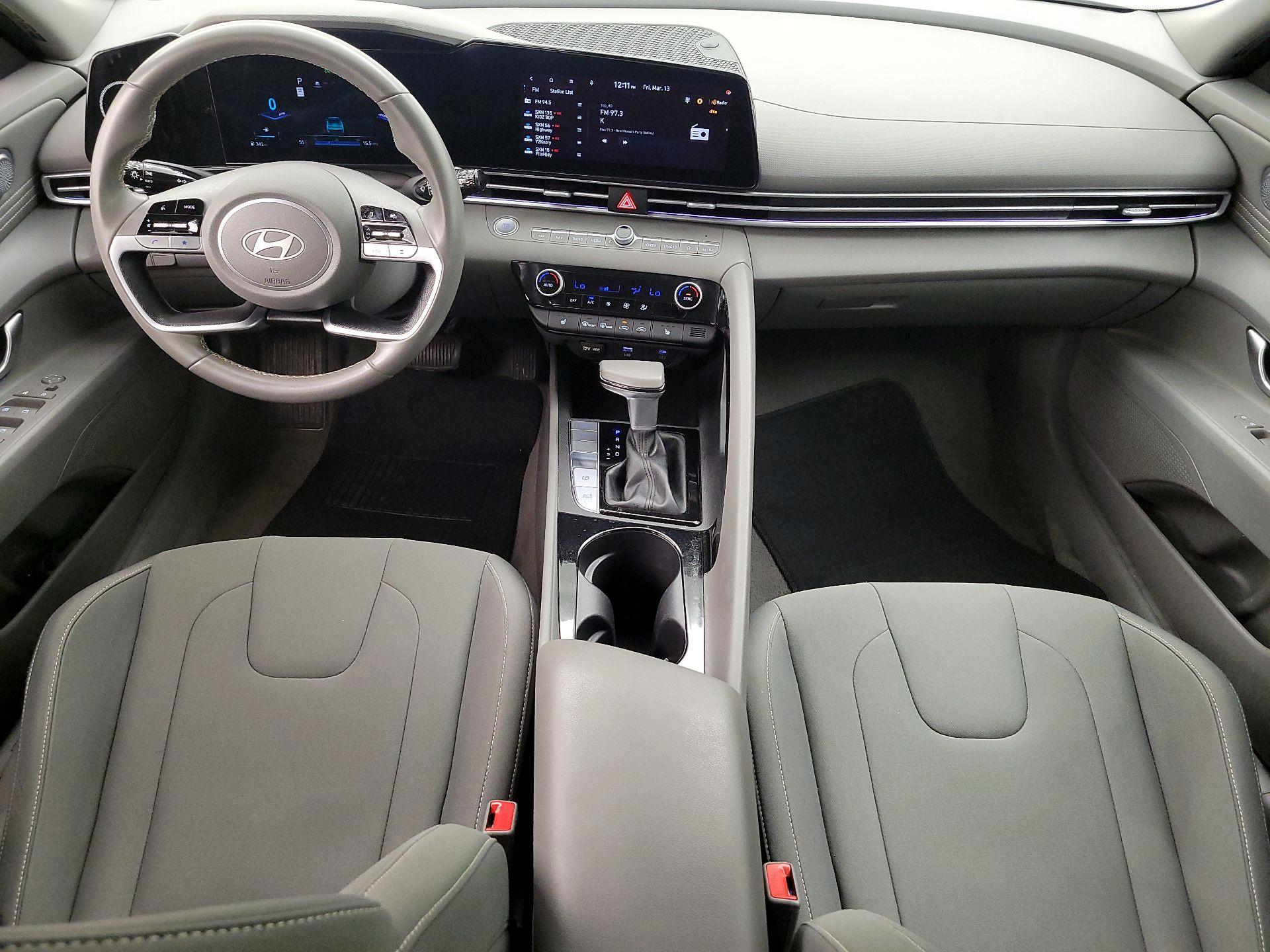 Thumbnail: 2025 Hyundai Elantra - 9