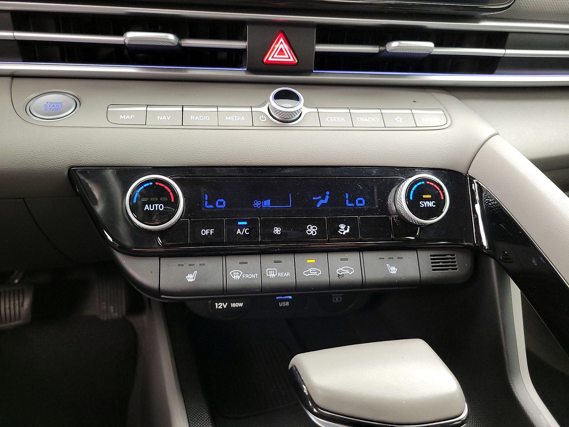 Thumbnail: 2025 Hyundai Elantra - 15