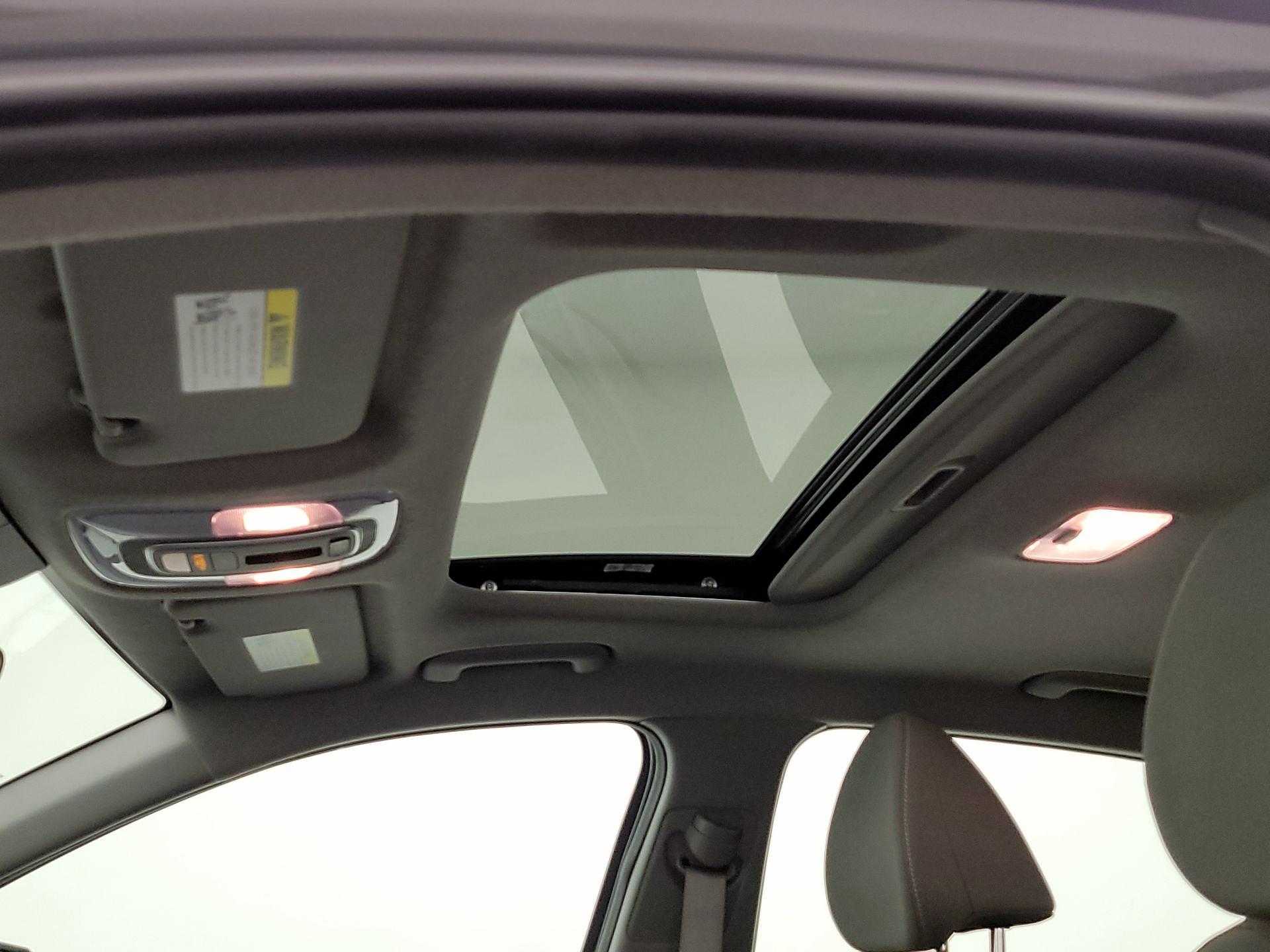 Thumbnail: 2025 Hyundai Elantra - 18