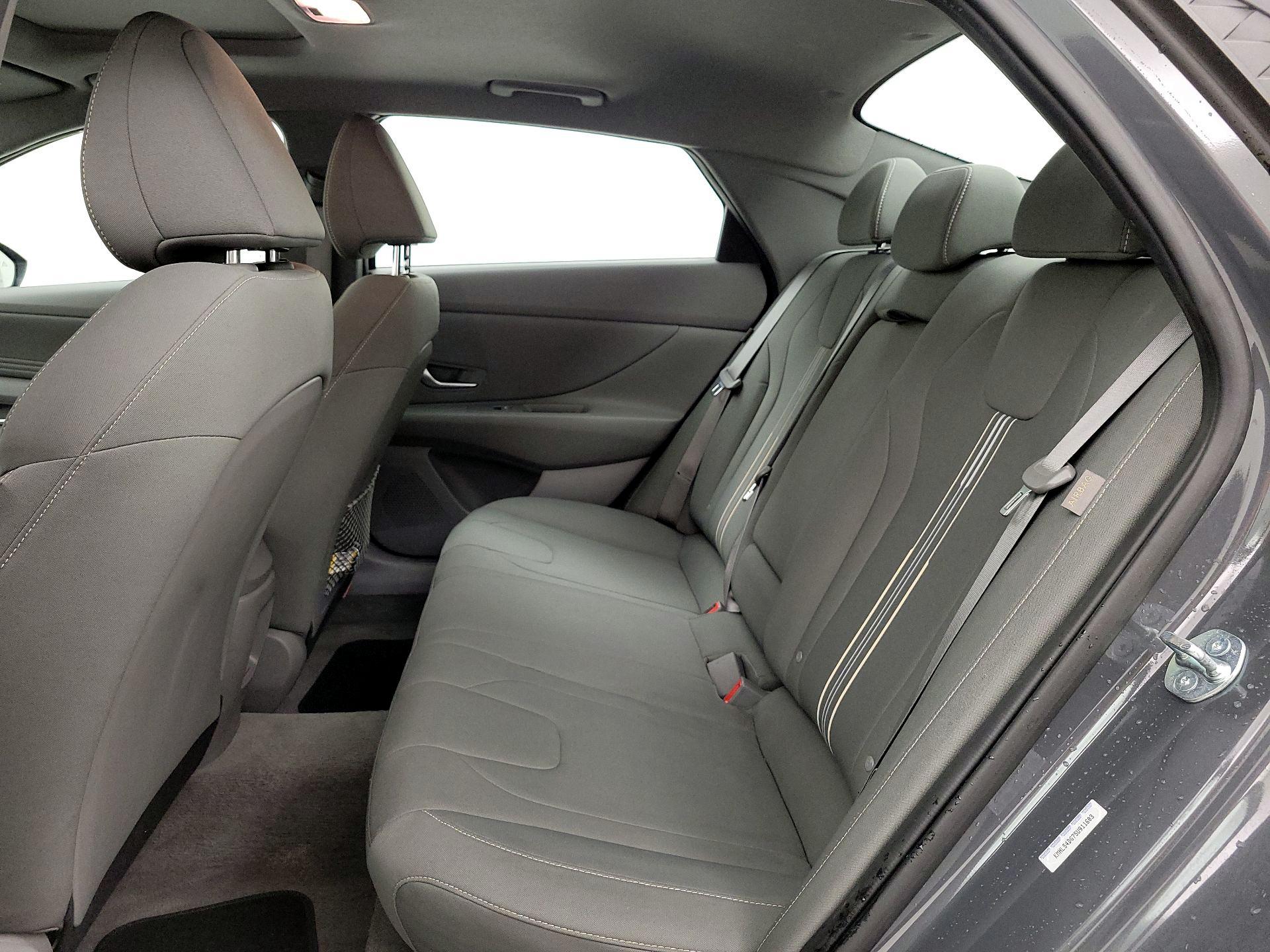 Thumbnail: 2025 Hyundai Elantra - 19