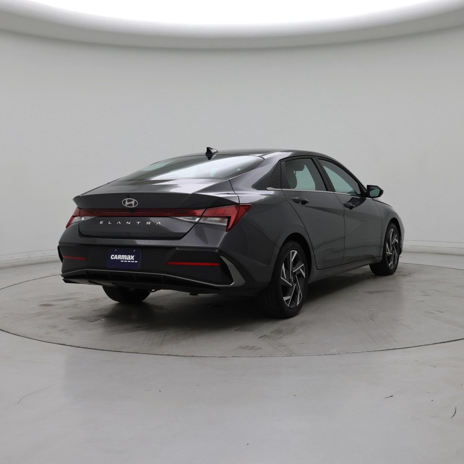 Thumbnail: 2025 Hyundai Elantra - 8