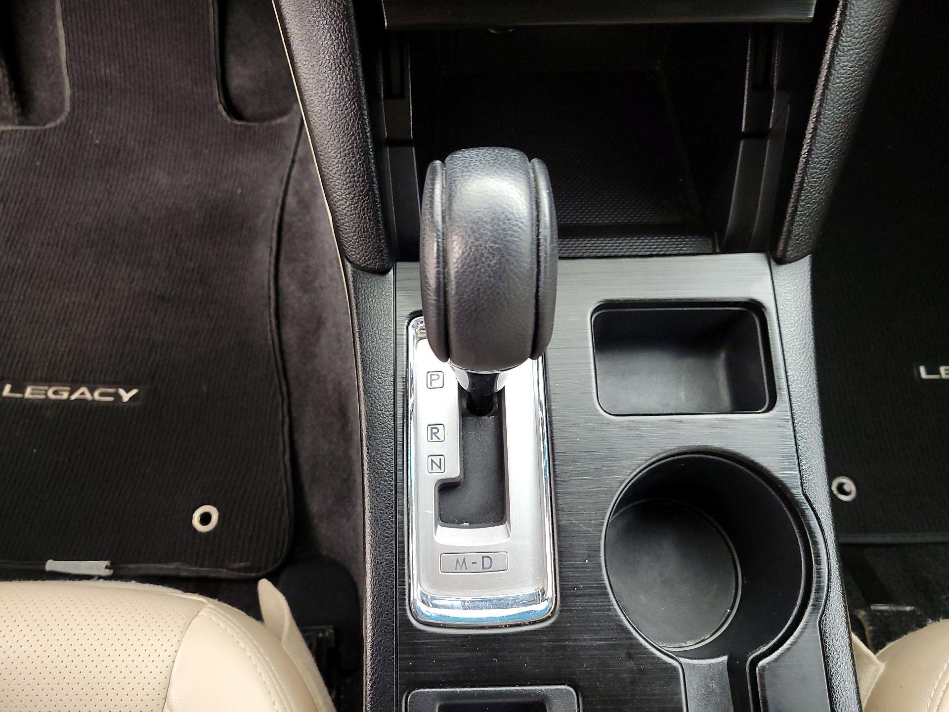 Thumbnail: 2015 Subaru Legacy - 17