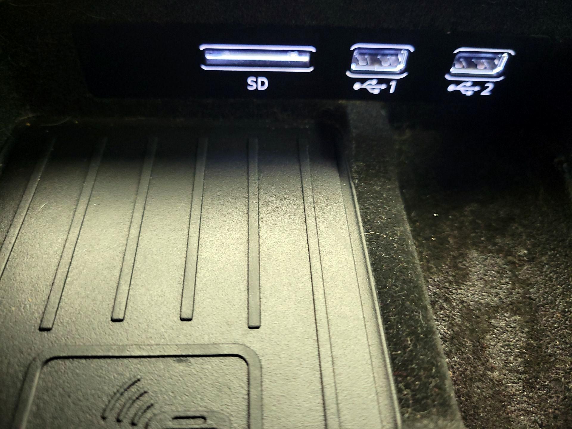 Thumbnail: 2019 Audi Q8 - 18