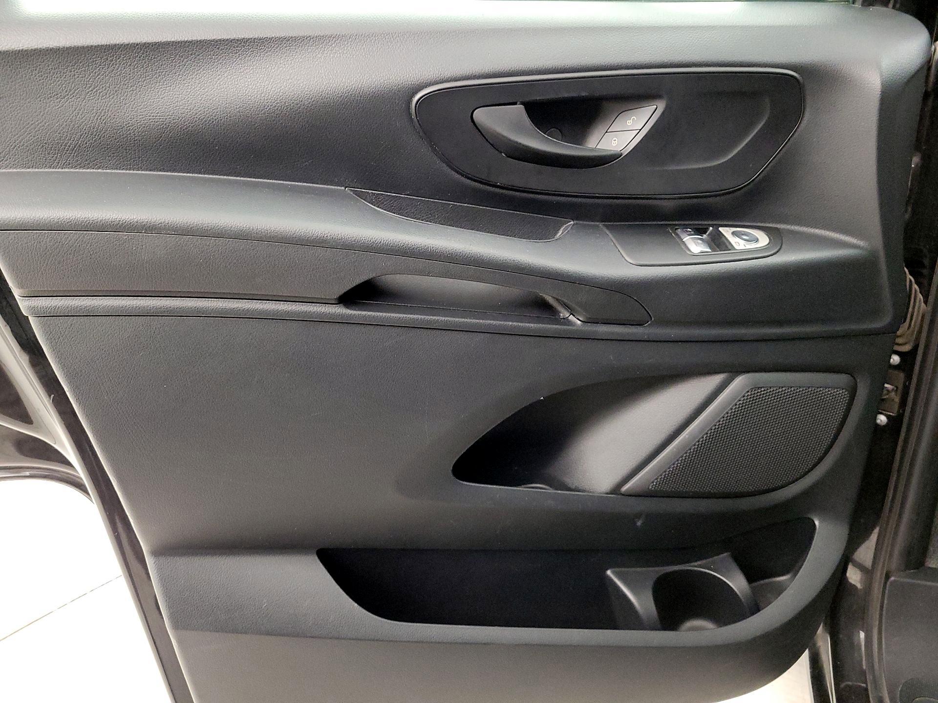 Thumbnail: 2019 Mercedes-Benz Metris - 12