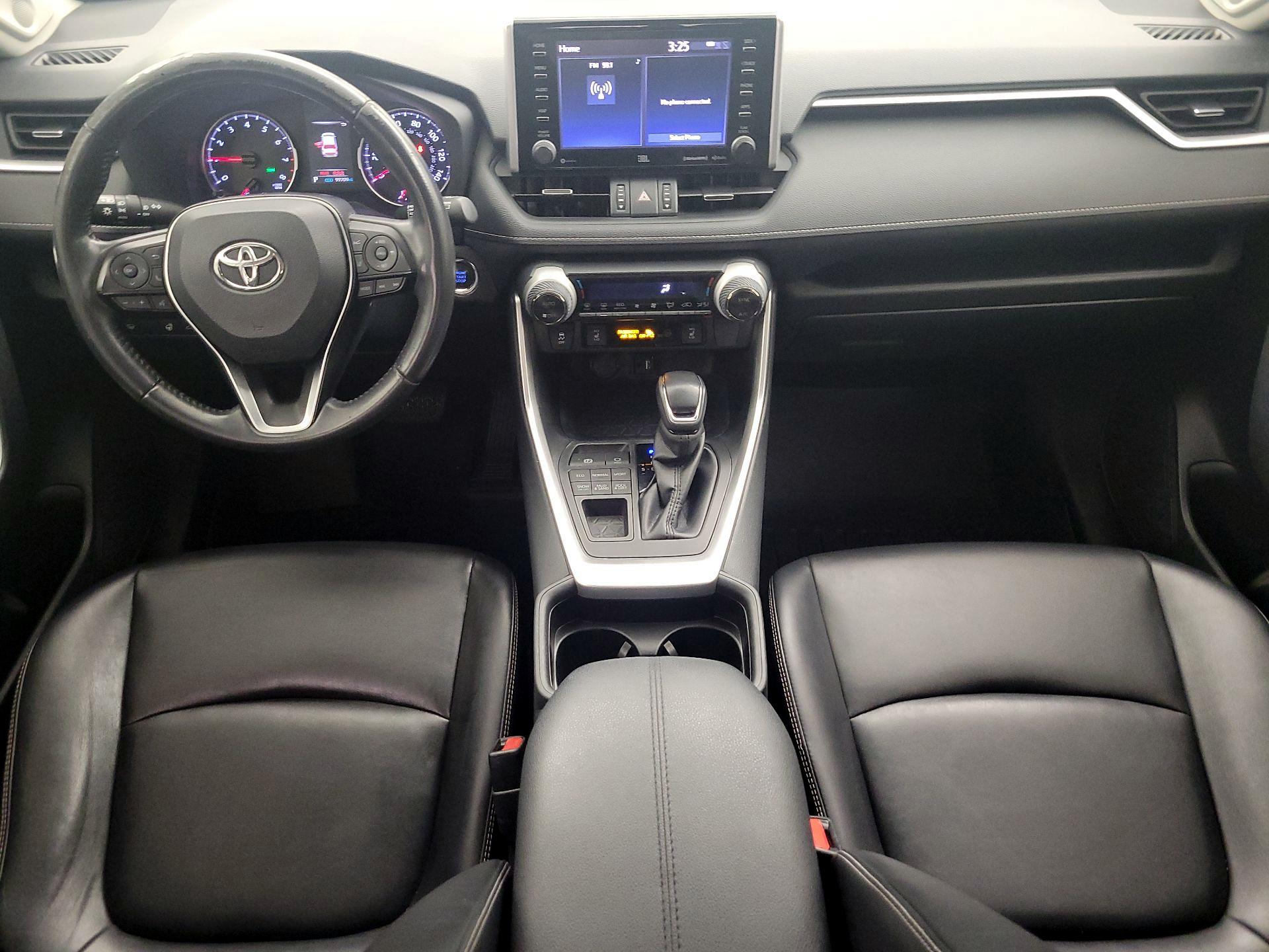 Thumbnail: 2019 Toyota RAV4 - 8