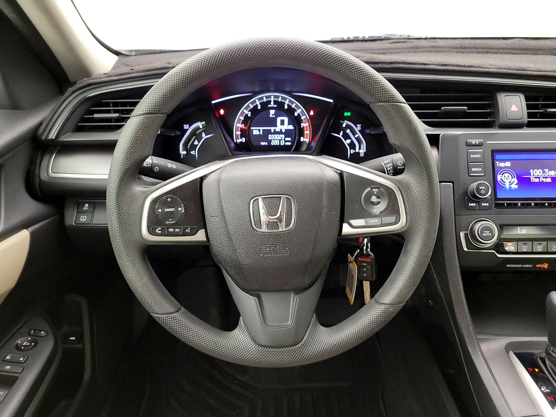 Thumbnail: 2016 Honda Civic - 10