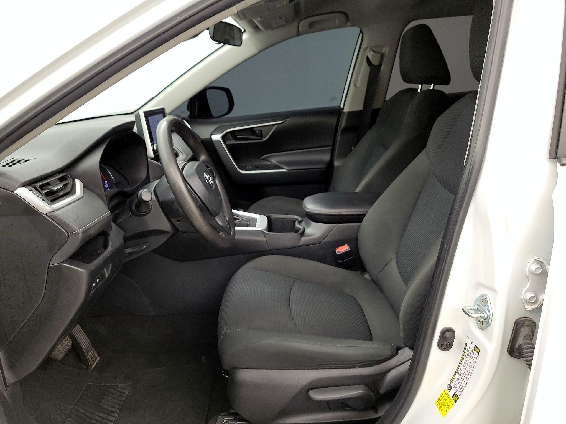 Thumbnail: 2023 Toyota RAV4 - 11