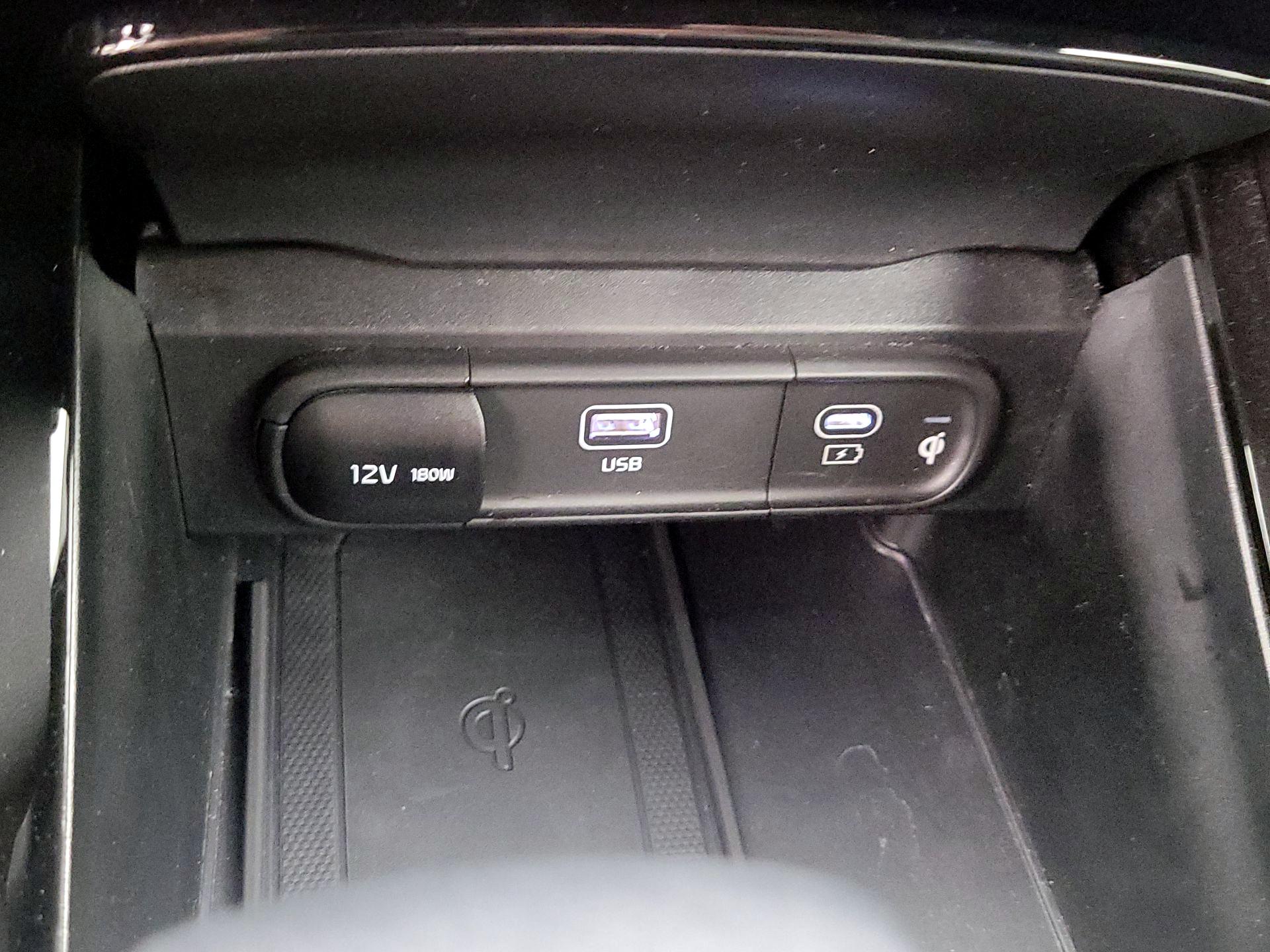 Thumbnail: 2024 Kia Telluride - 19