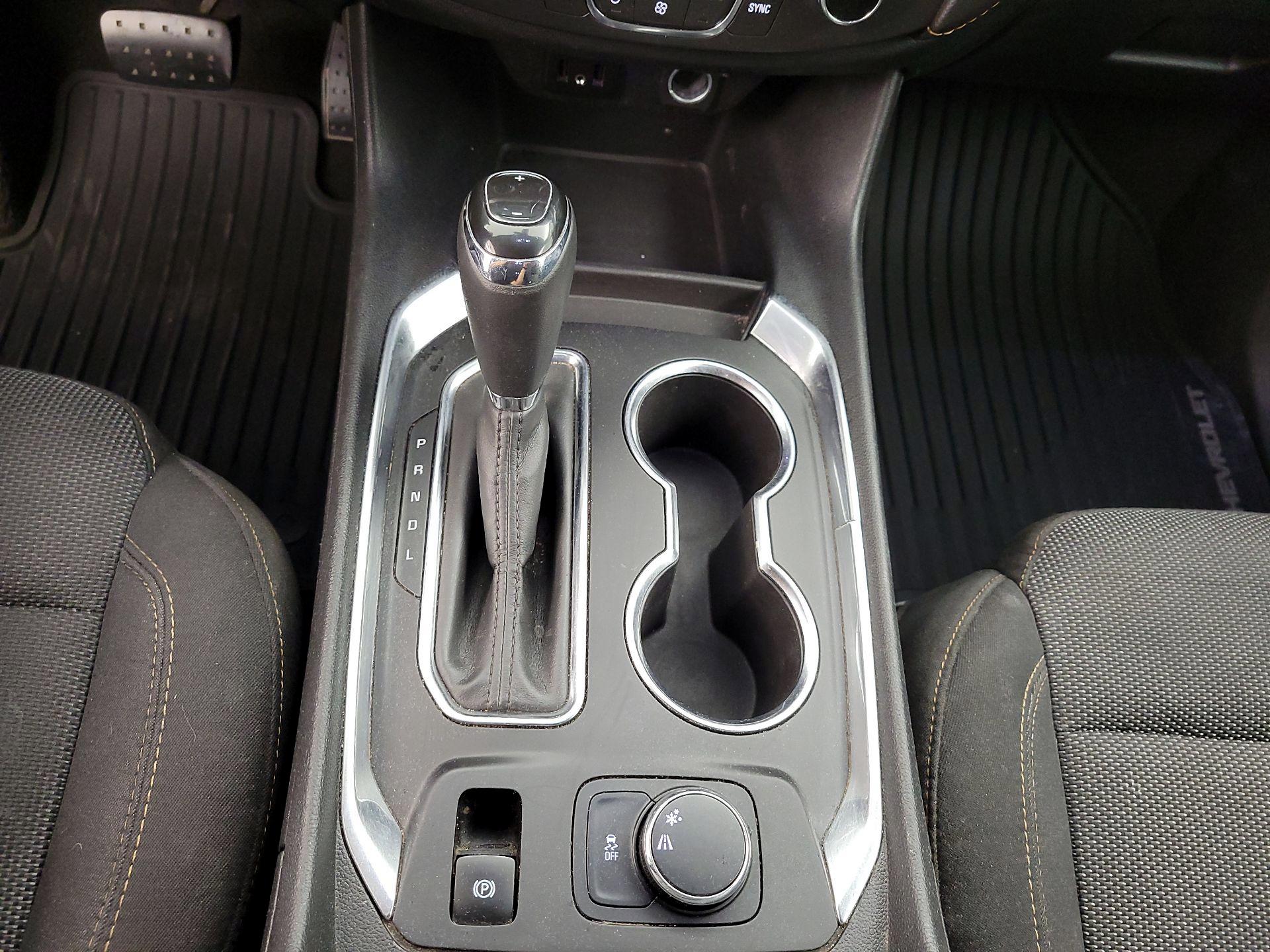 Thumbnail: 2019 Chevrolet Traverse - 17