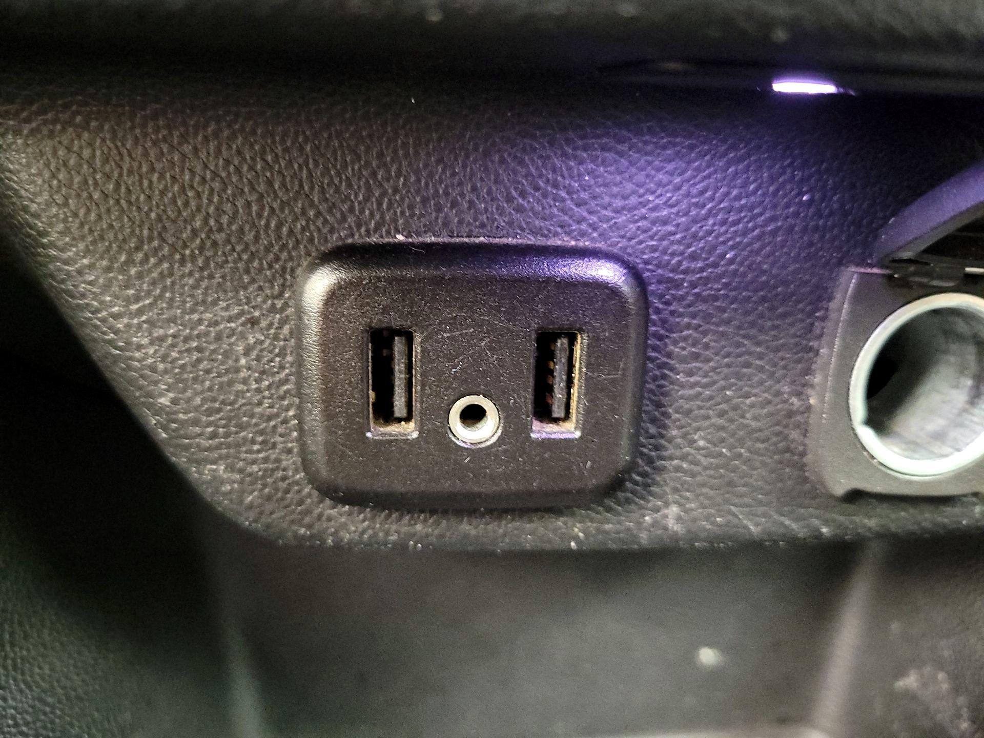 Thumbnail: 2019 Chevrolet Traverse - 18