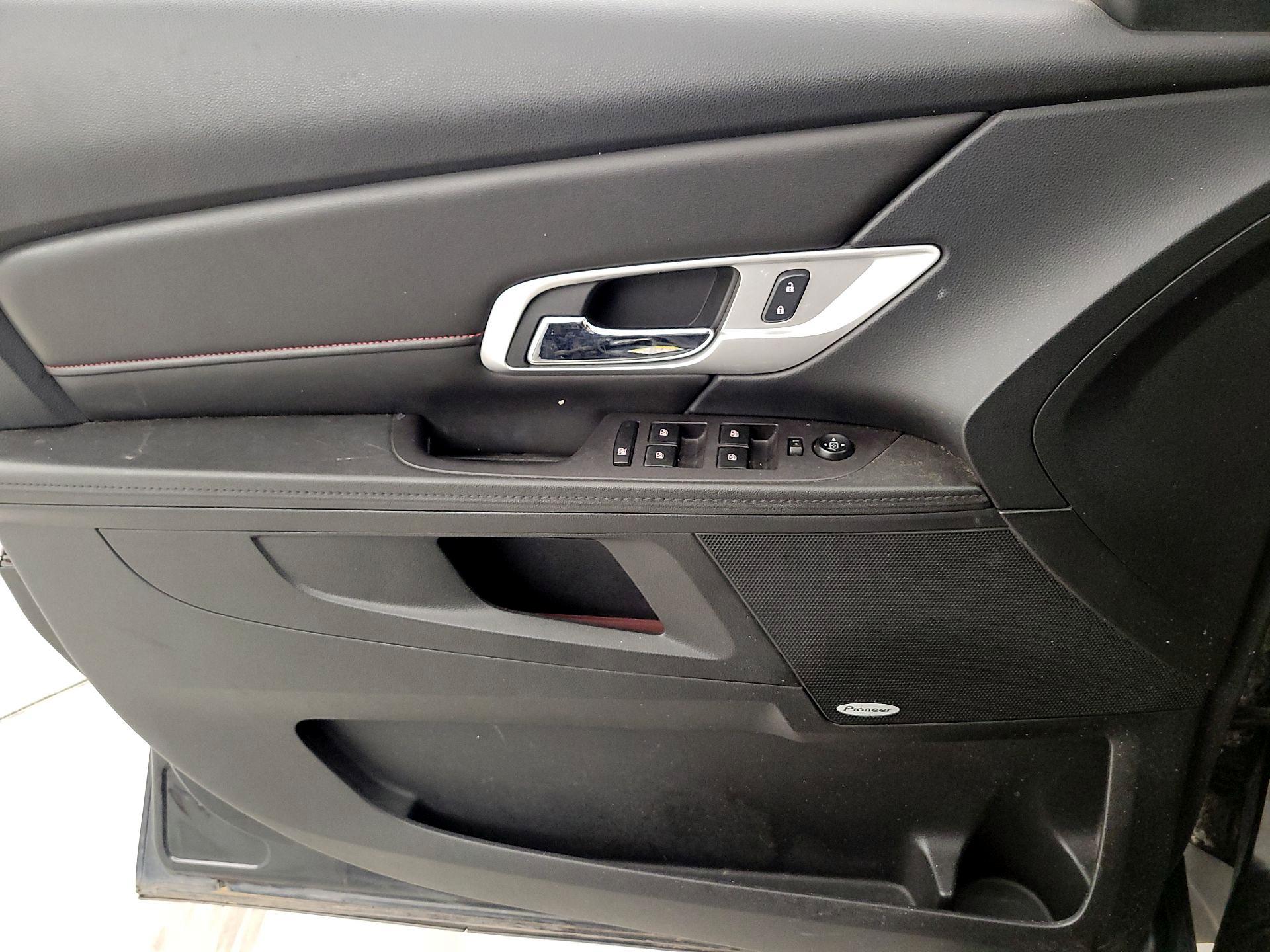 Thumbnail: 2016 GMC Terrain - 12