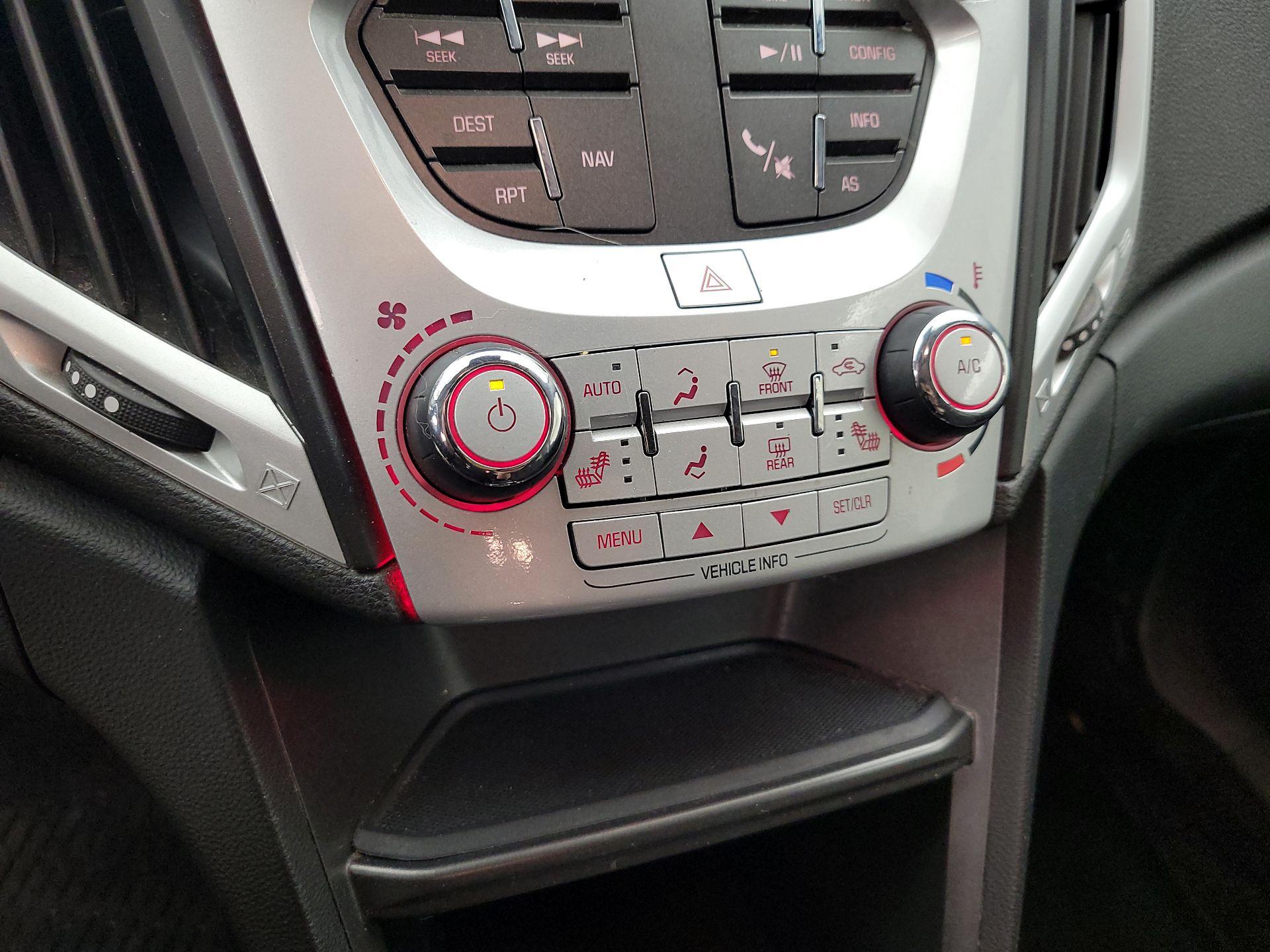 Thumbnail: 2016 GMC Terrain - 14