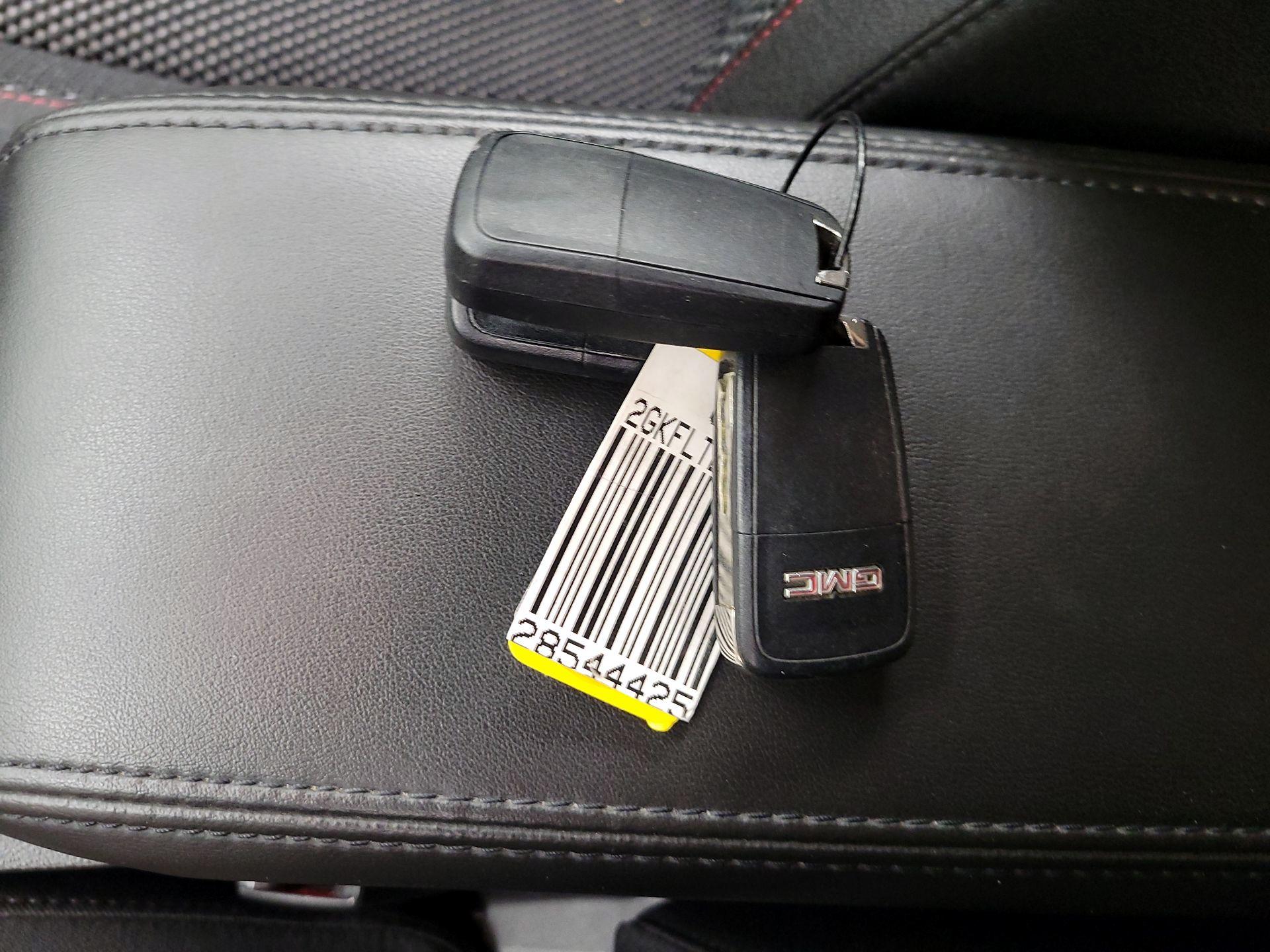 Thumbnail: 2016 GMC Terrain - 18