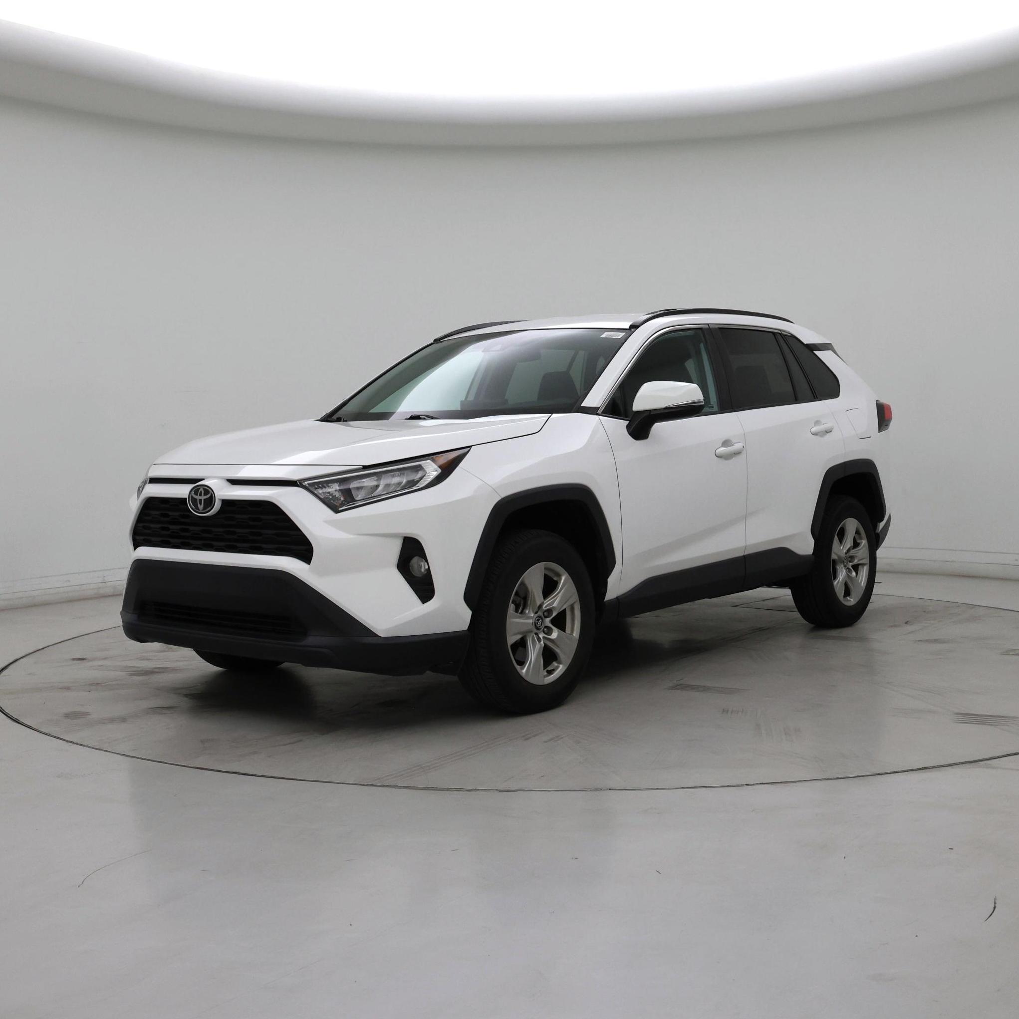 Thumbnail: 2020 Toyota RAV4 - 4