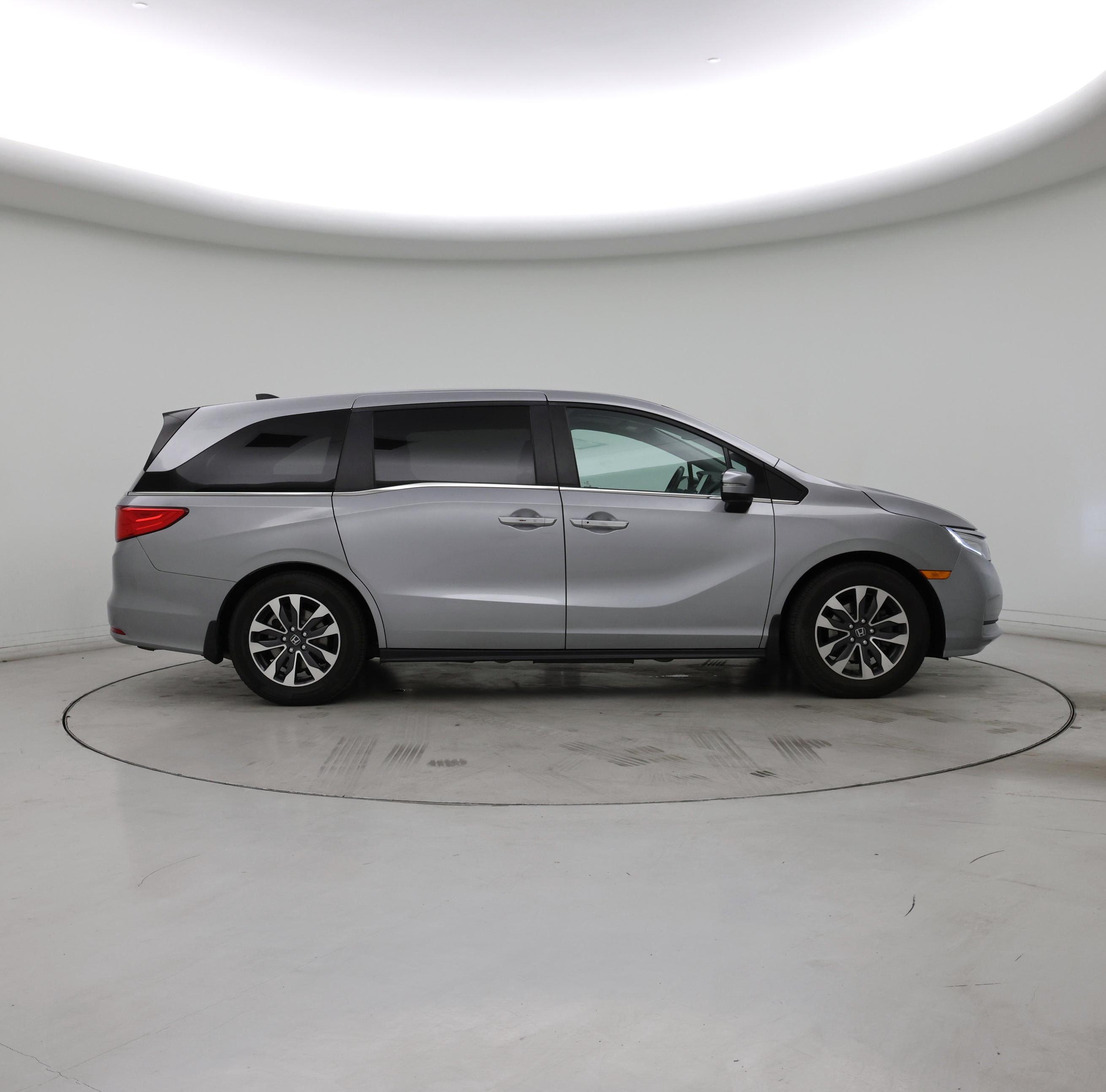 Thumbnail: 2022 Honda Odyssey - 7