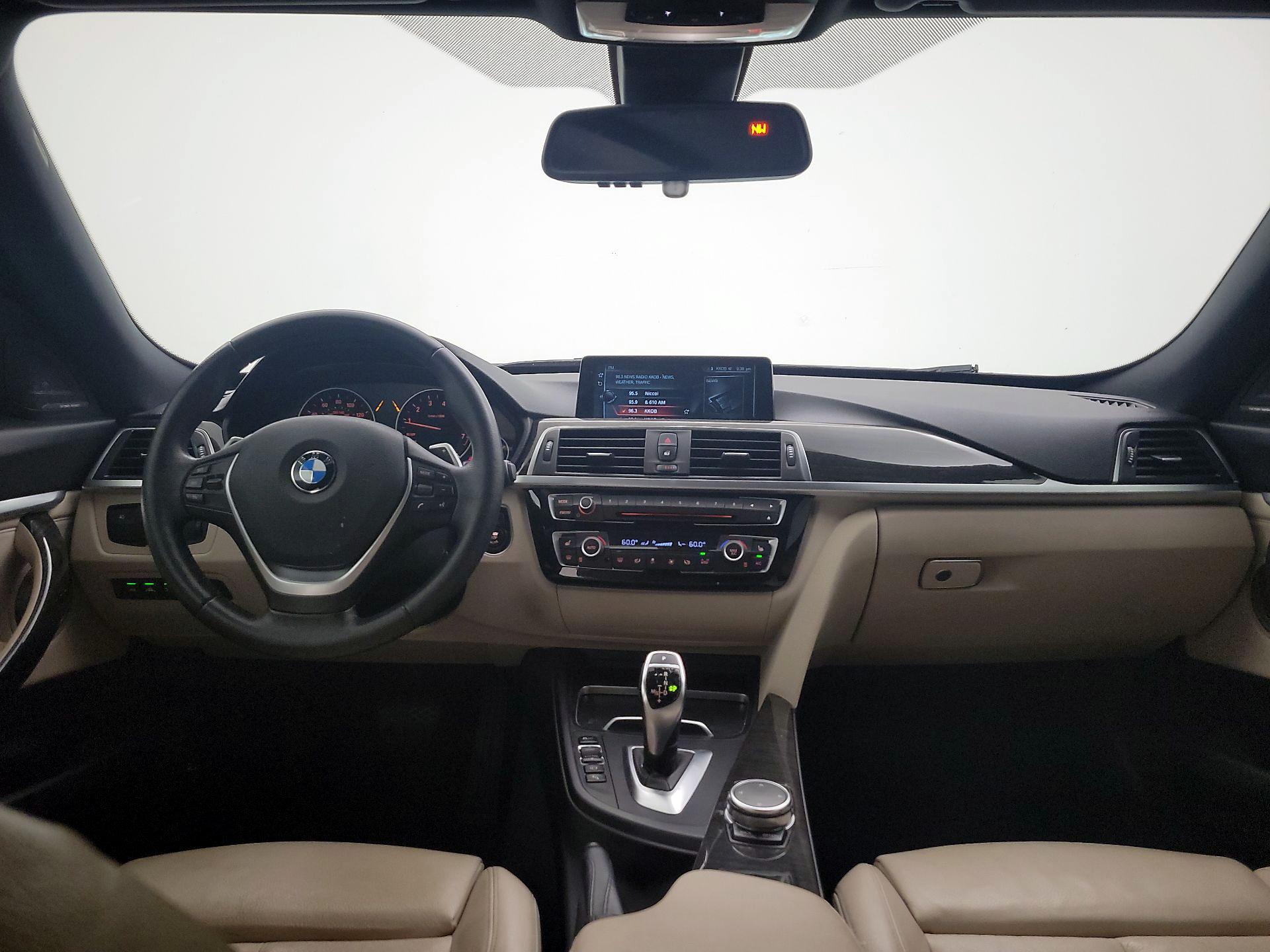 Thumbnail: 2017 BMW 3 Series - 9