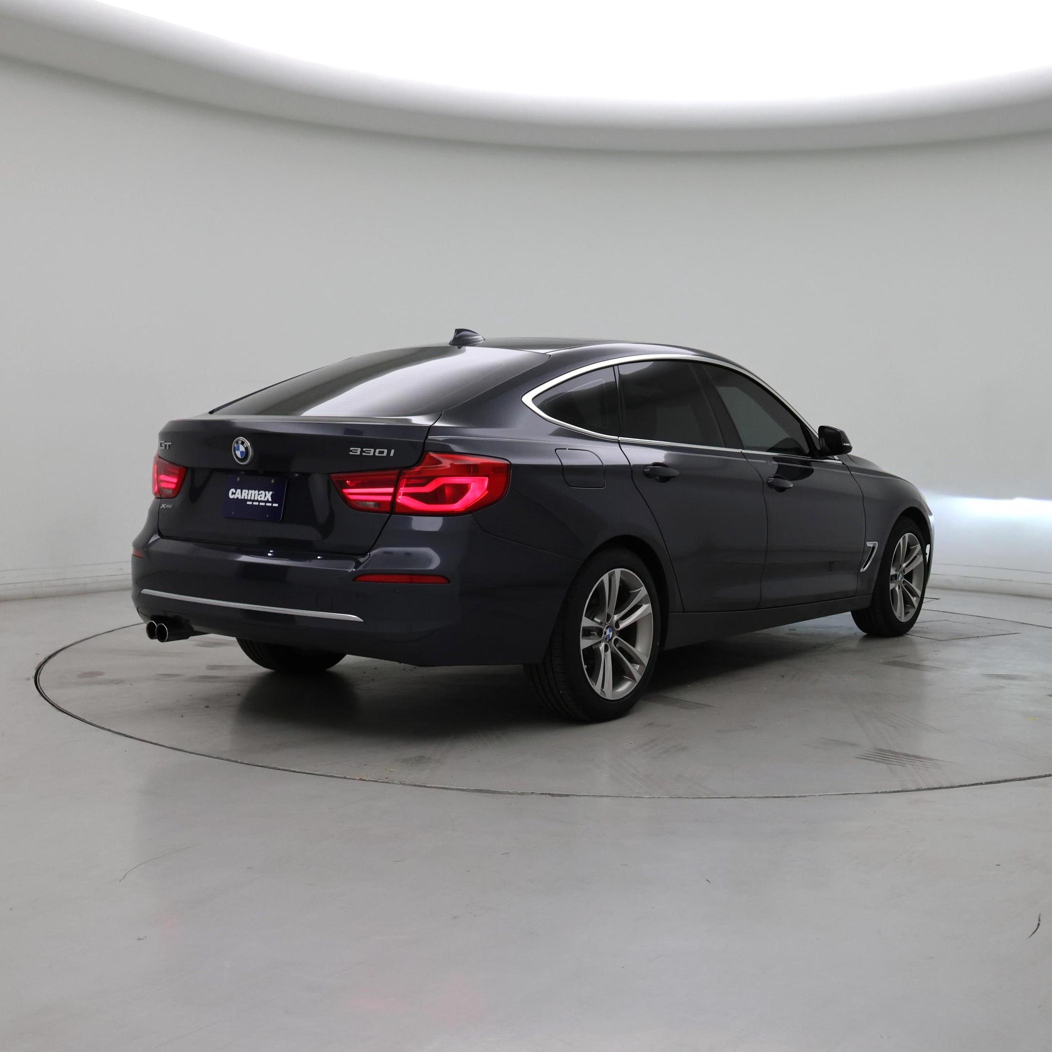 Thumbnail: 2017 BMW 3 Series - 8