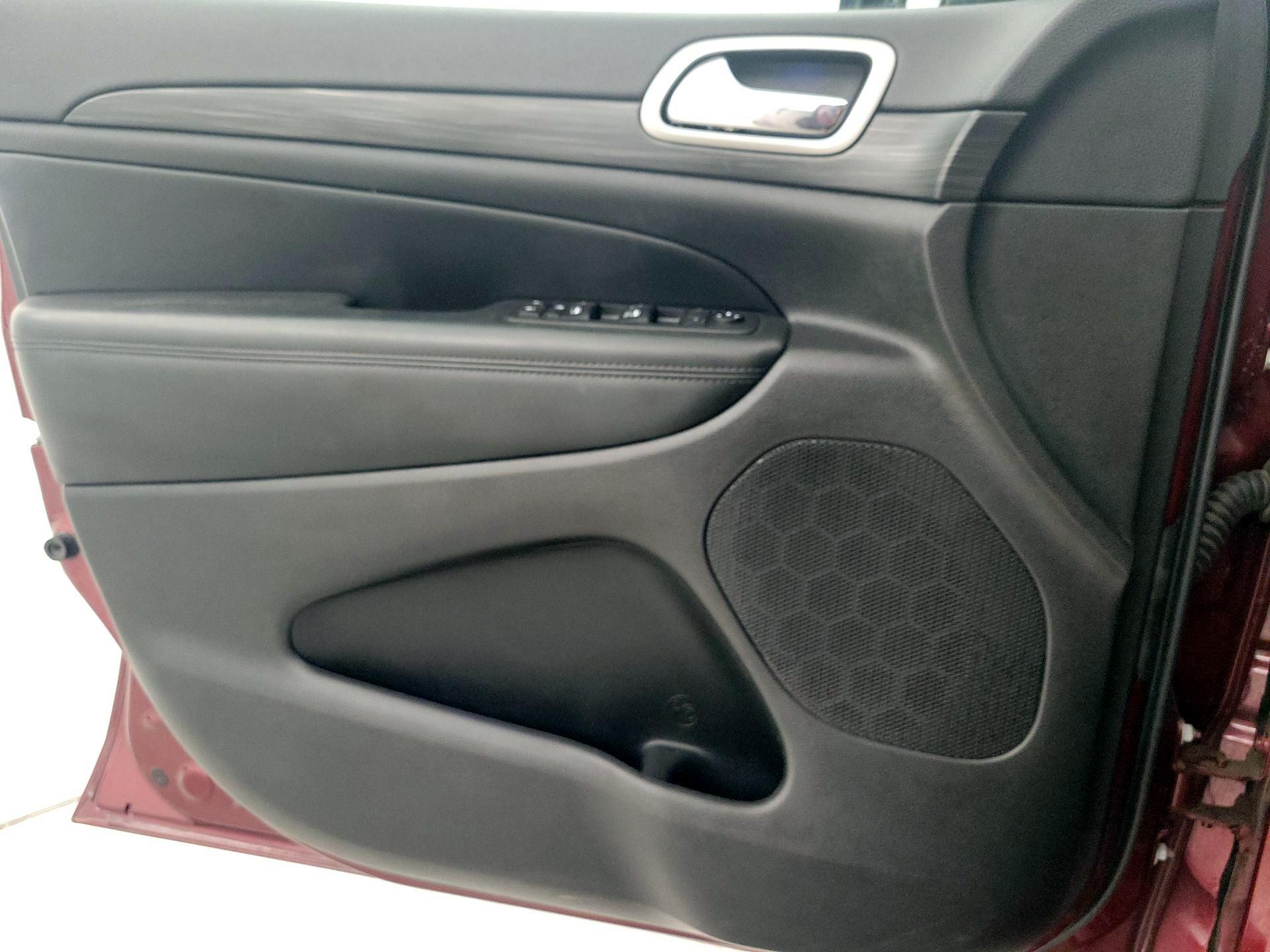 Thumbnail: 2020 Jeep Grand Cherokee - 10