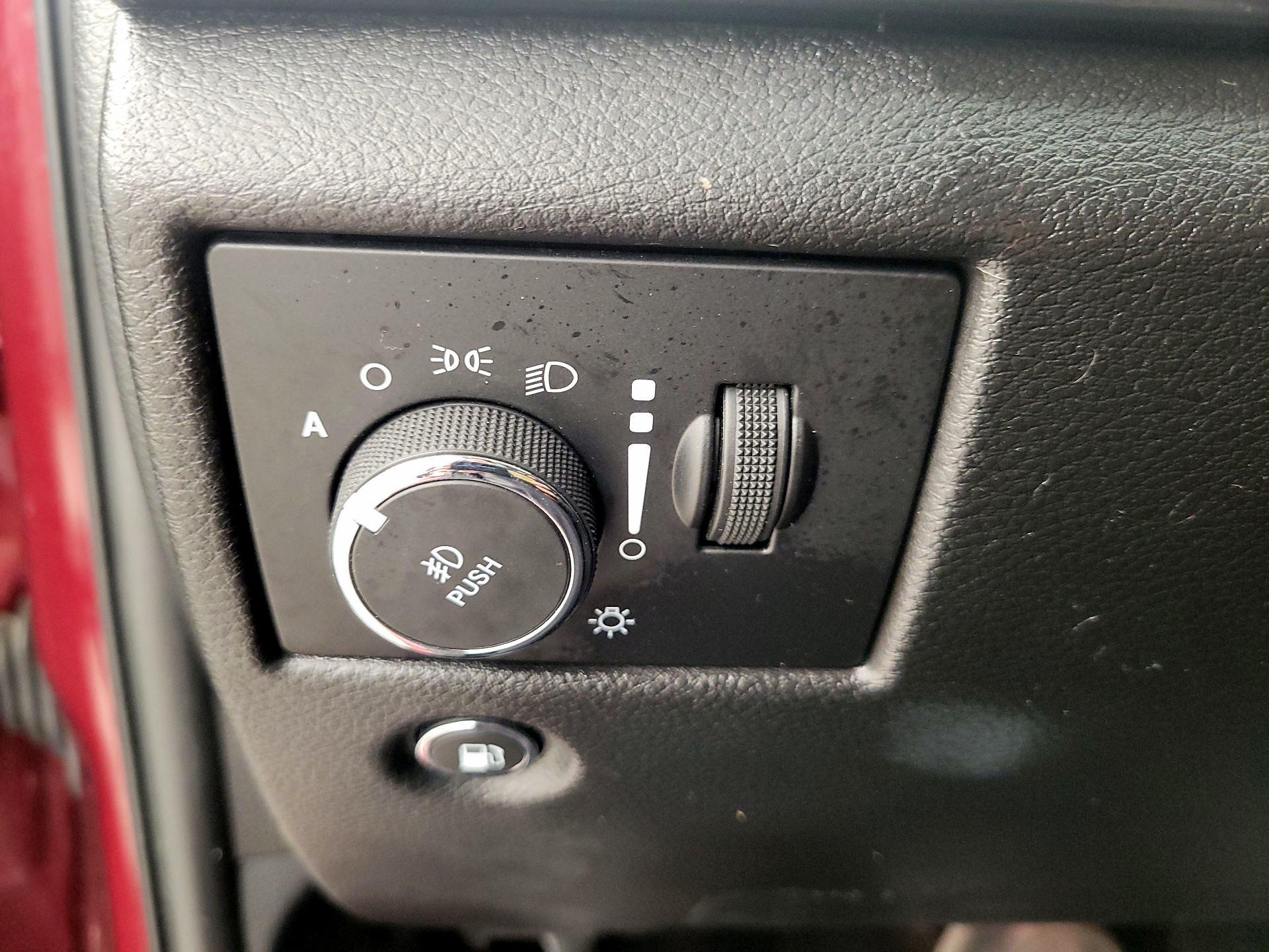 Thumbnail: 2020 Jeep Grand Cherokee - 11