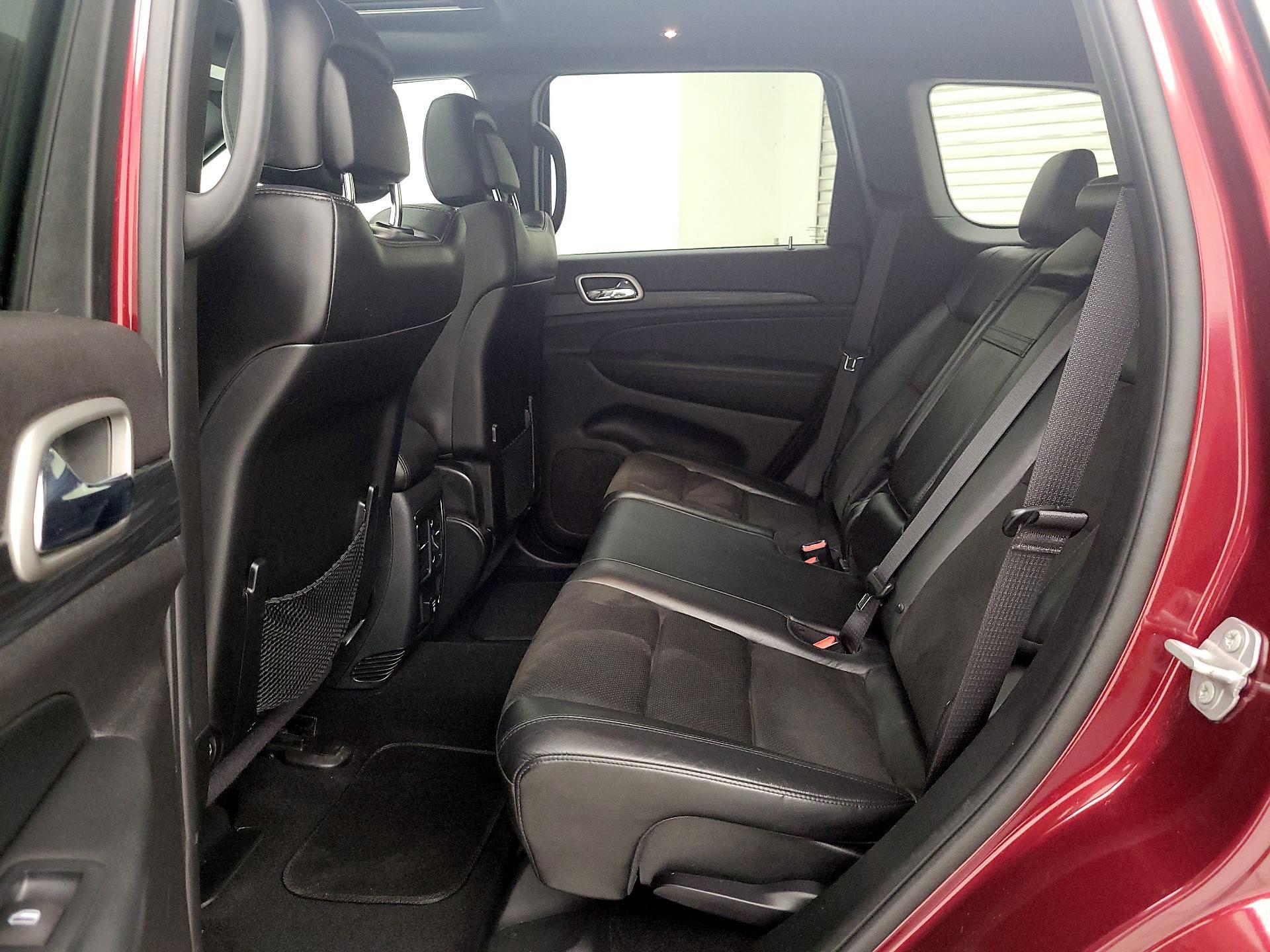 Thumbnail: 2020 Jeep Grand Cherokee - 19