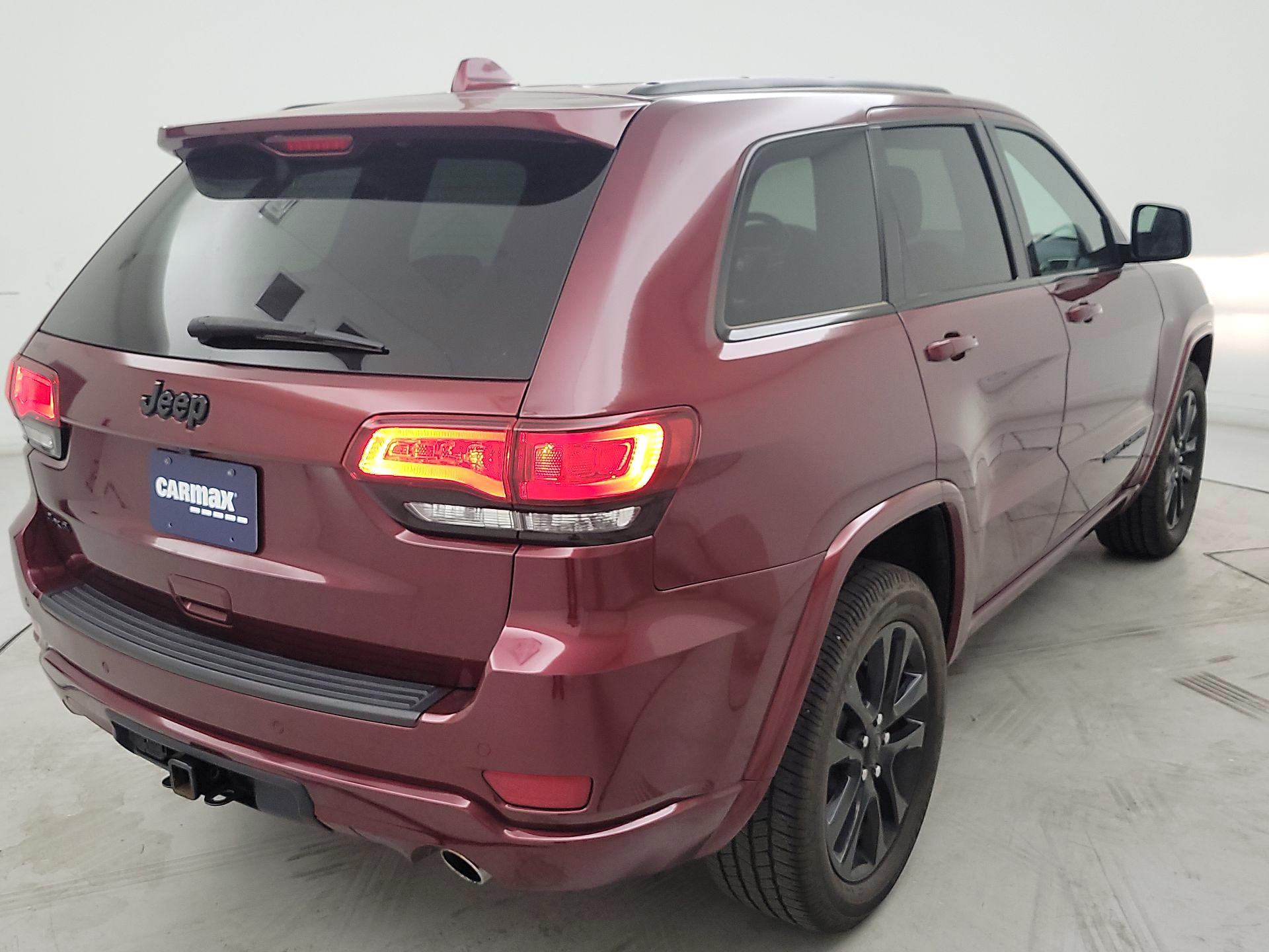 Thumbnail: 2020 Jeep Grand Cherokee - 5